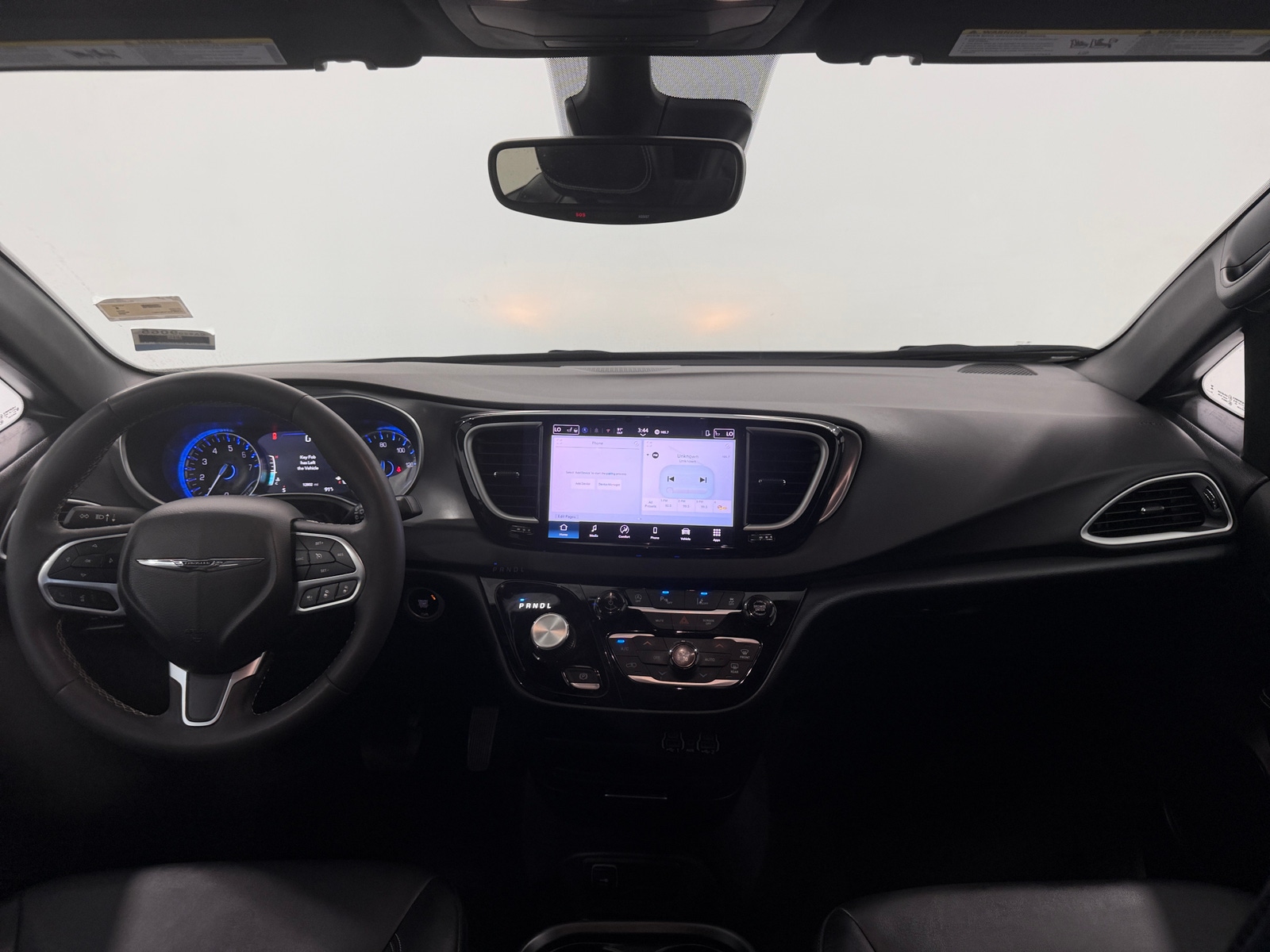 Thumbnail: 2025 Chrysler Voyager - 2
