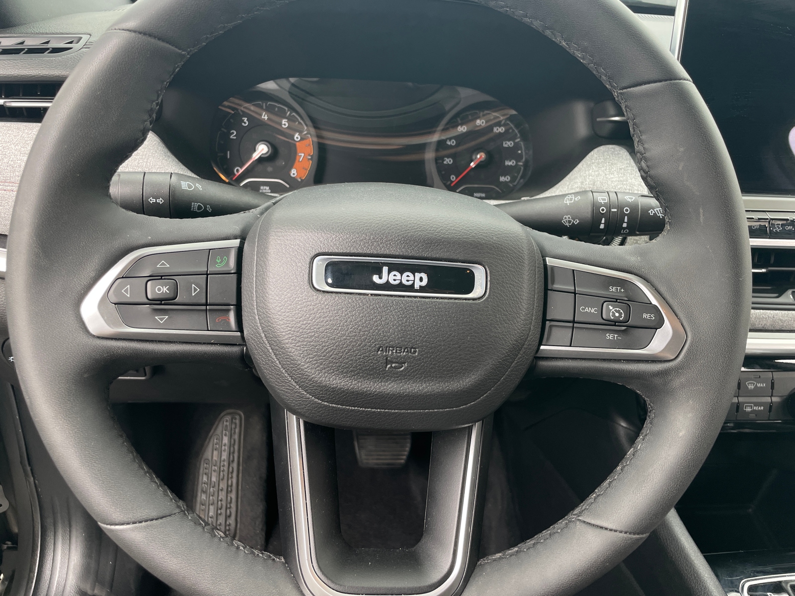 Thumbnail: 2023 Jeep Compass - 4