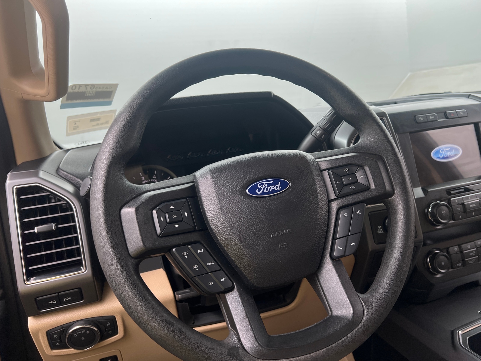 Thumbnail: 2020 Ford Econoline - 4