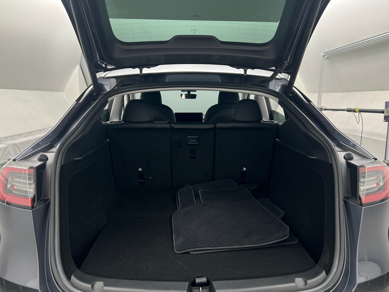 Thumbnail: 2023 Tesla Model Y - 6