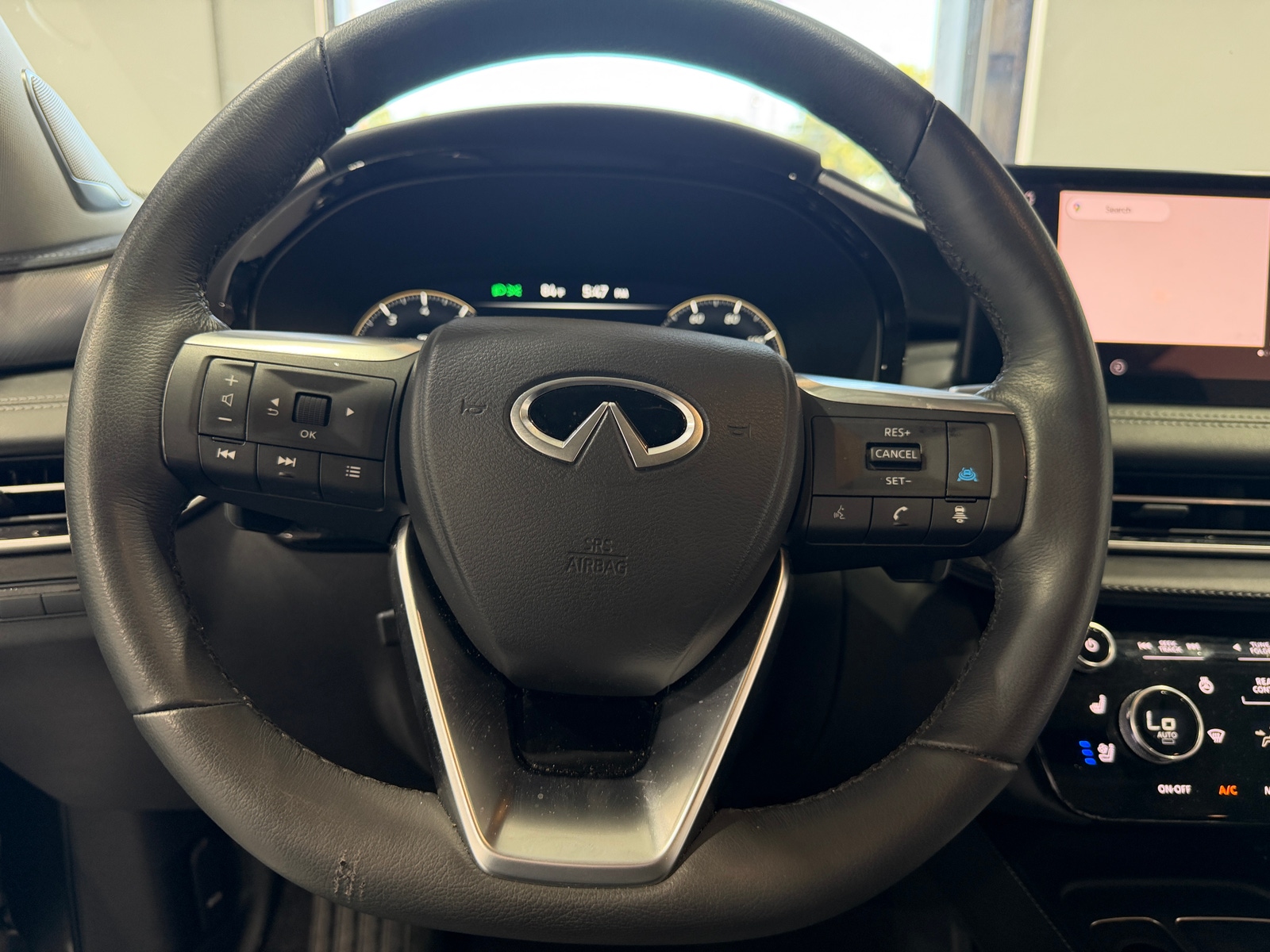 Thumbnail: 2026 INFINITI QX60 - 4