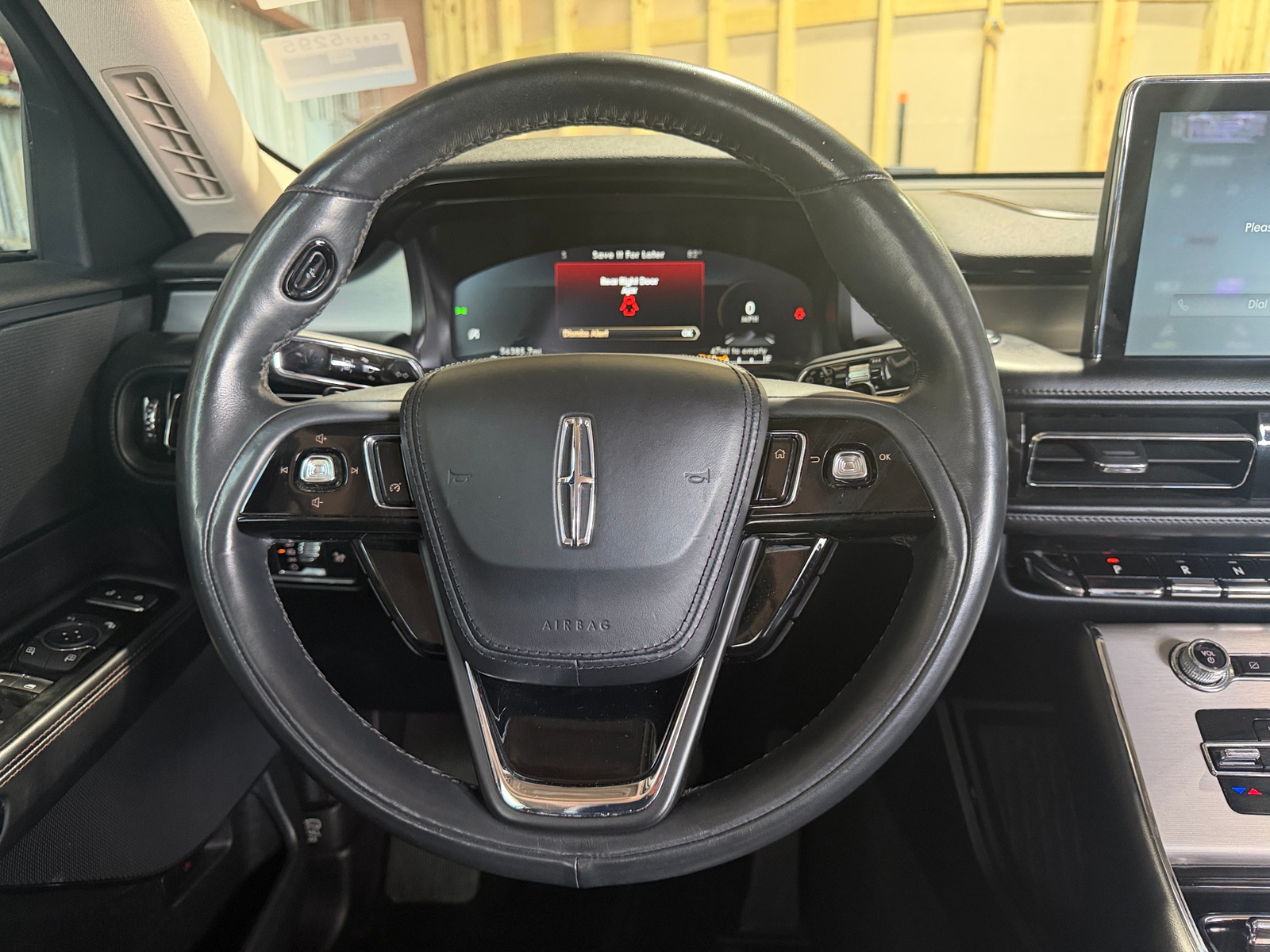 Thumbnail: 2021 Lincoln Aviator - 4