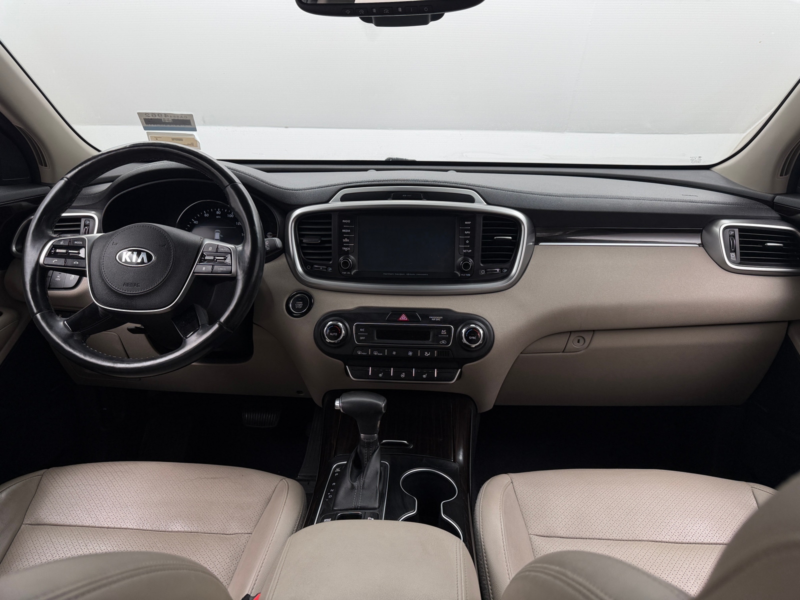 Thumbnail: 2019 Kia Sorento - 2