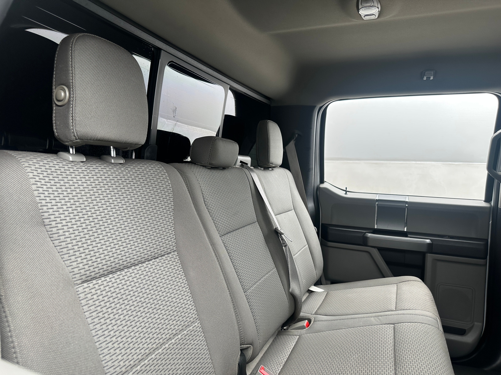Thumbnail: 2018 Ford Econoline - 6