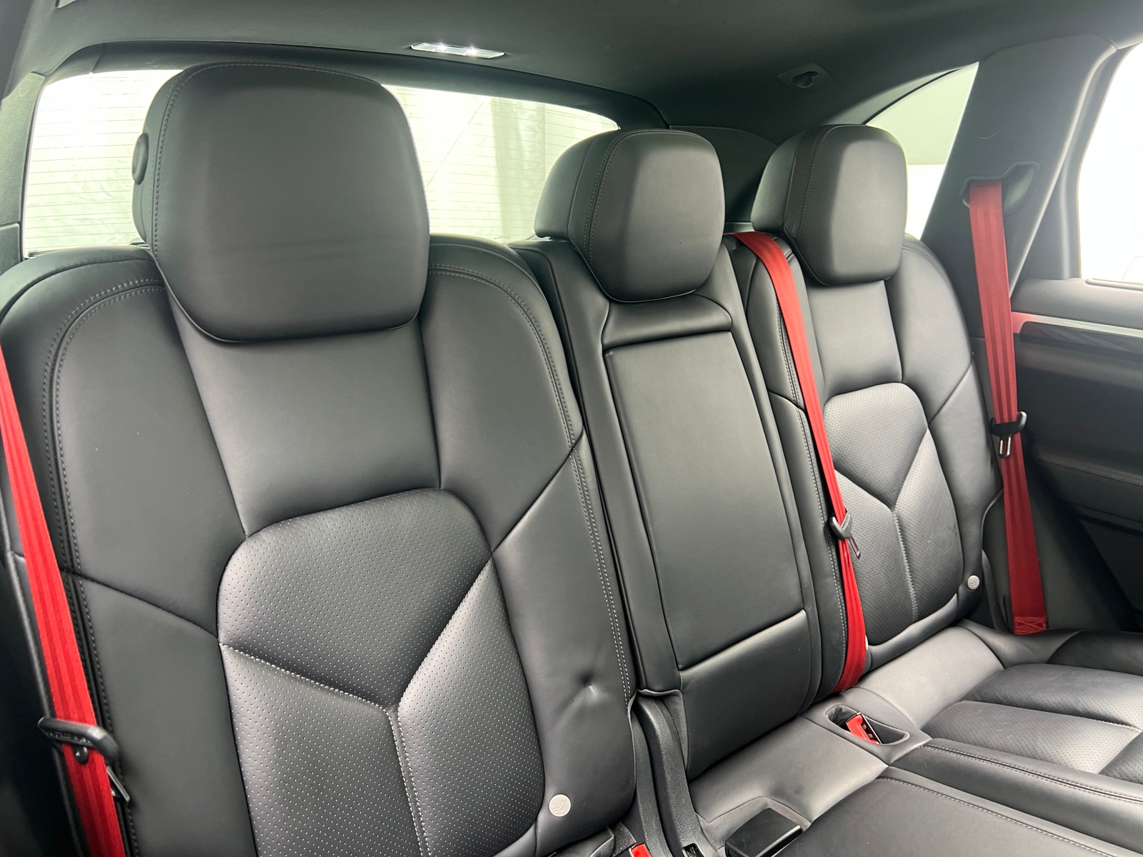 Thumbnail: 2016 Porsche Cayenne - 5