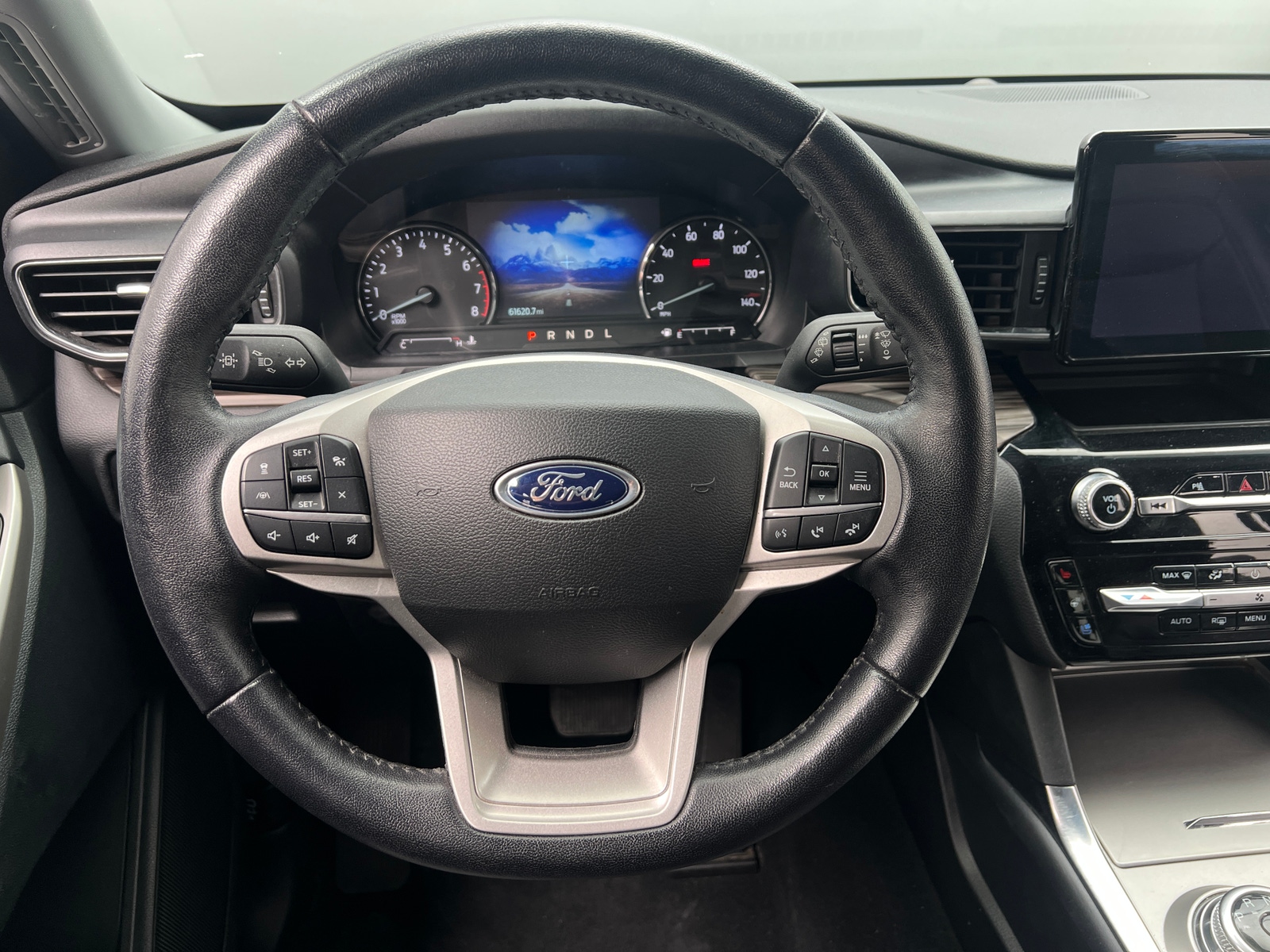 Thumbnail: 2023 Ford Explorer - 4