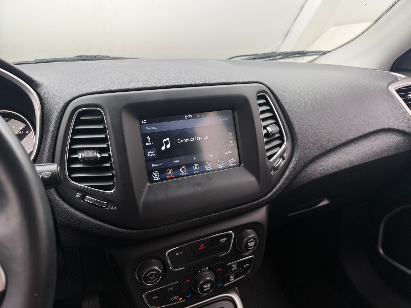 Thumbnail: 2020 Jeep Compass - 4