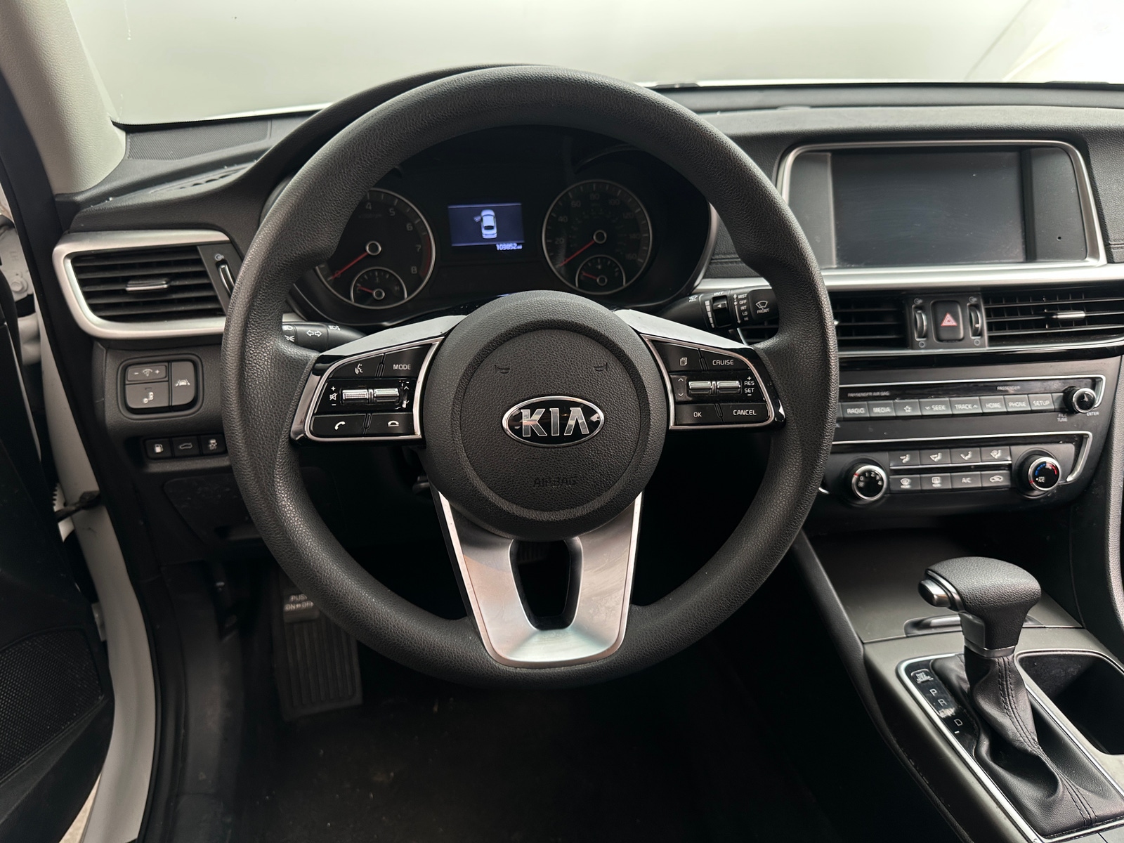 Thumbnail: 2020 Kia Optima - 5