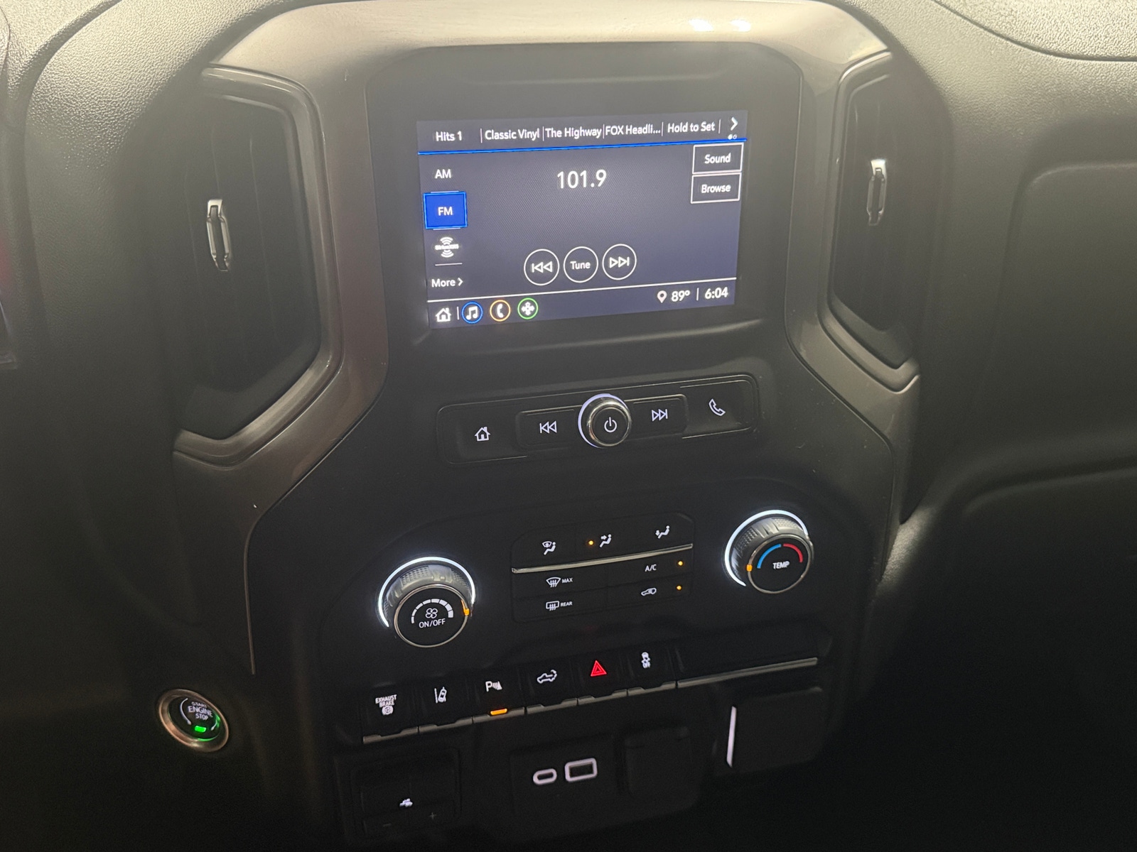 Thumbnail: 2024 Chevrolet Silverado 2500 - 4