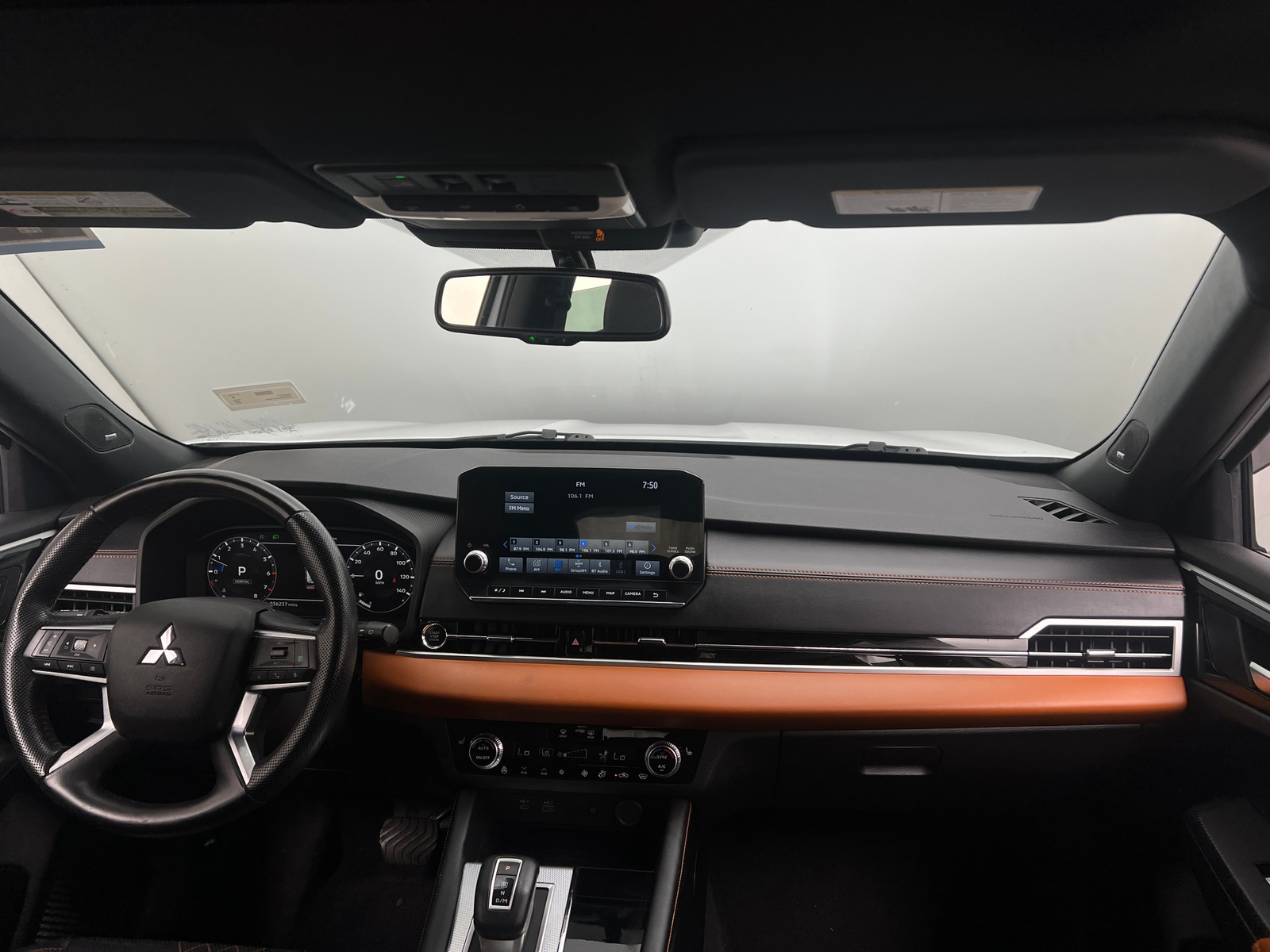 Thumbnail: 2022 Mitsubishi Outlander - 2