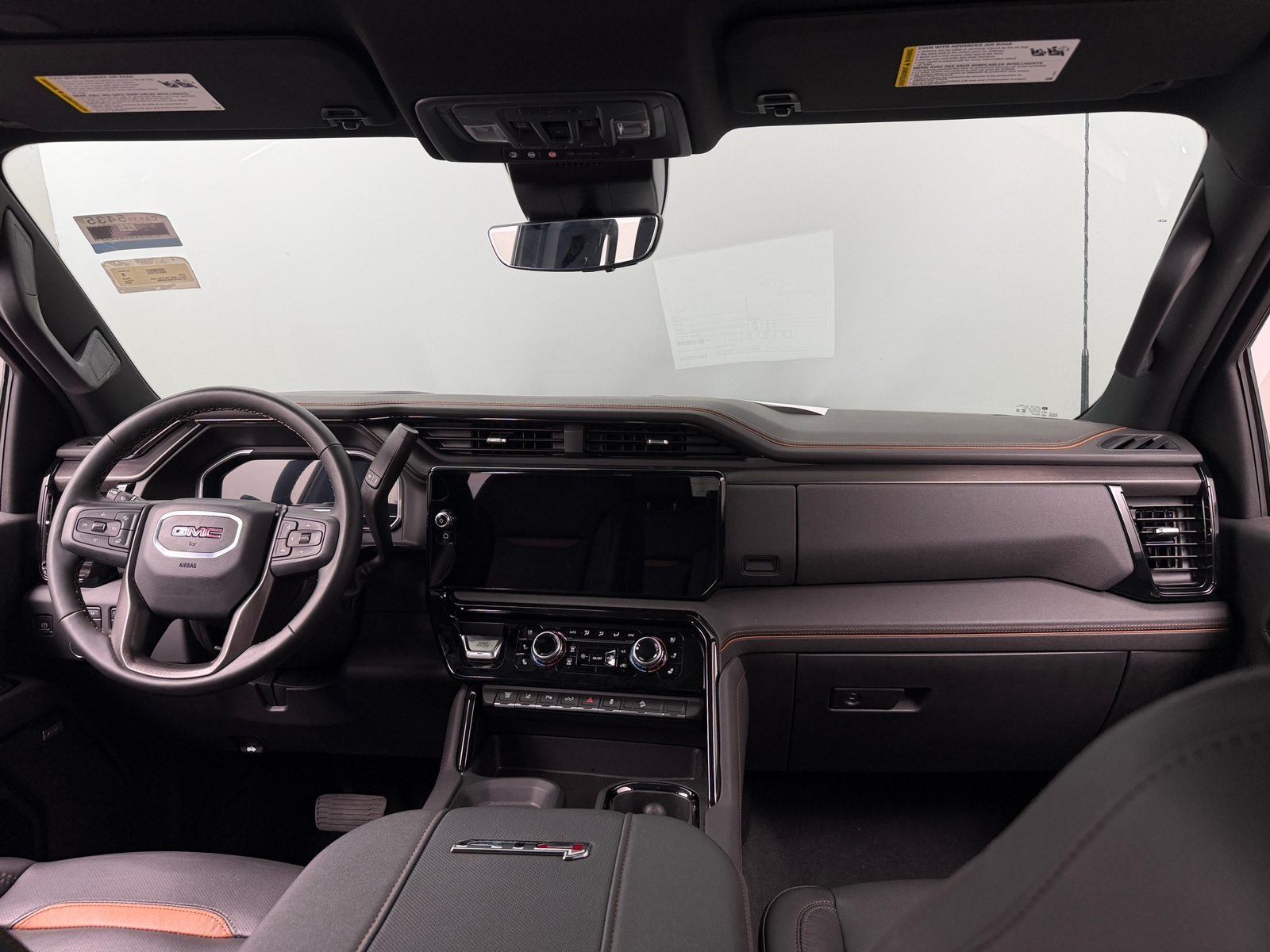 Thumbnail: 2025 GMC Sierra 2500 - 2