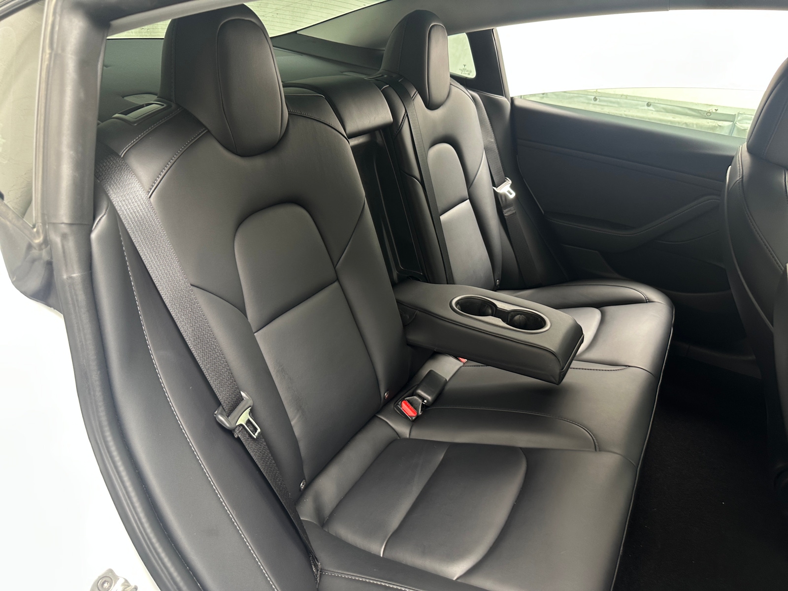 Thumbnail: 2022 Tesla Model 3 - 5