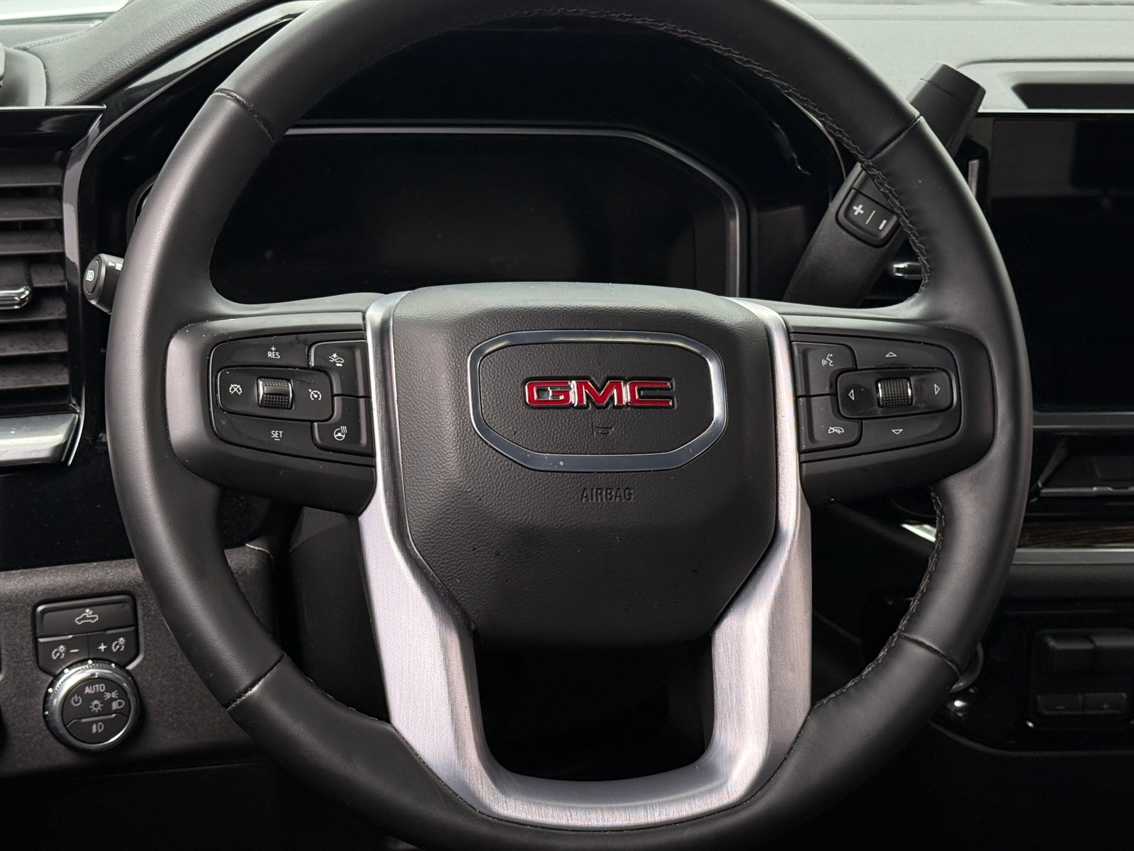 Thumbnail: 2026 GMC Sierra 1500 - 5