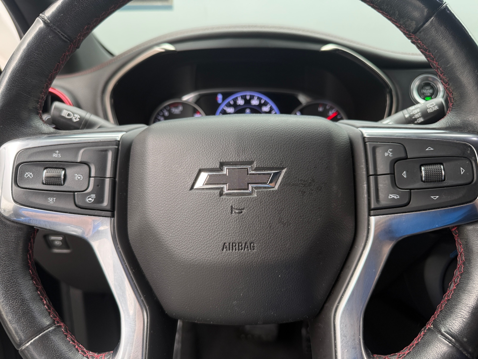 Thumbnail: 2019 Chevrolet Blazer - 4