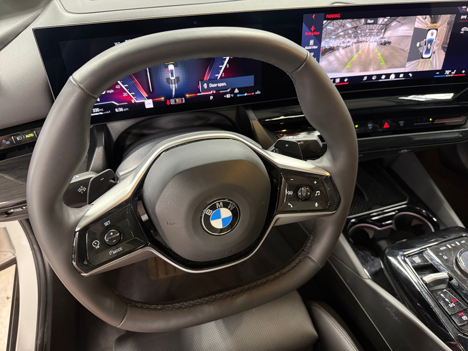 Thumbnail: 2026 BMW 5 Series - 4