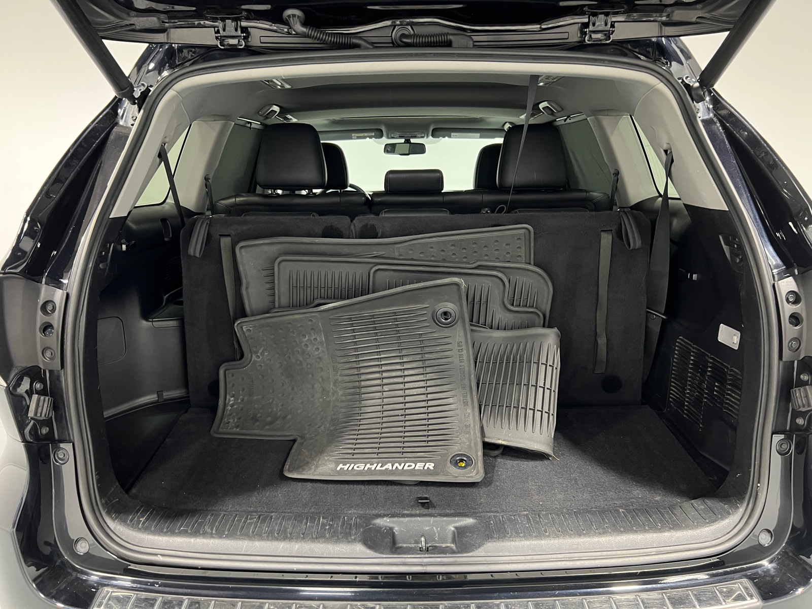 Thumbnail: 2016 Toyota Highlander - 6