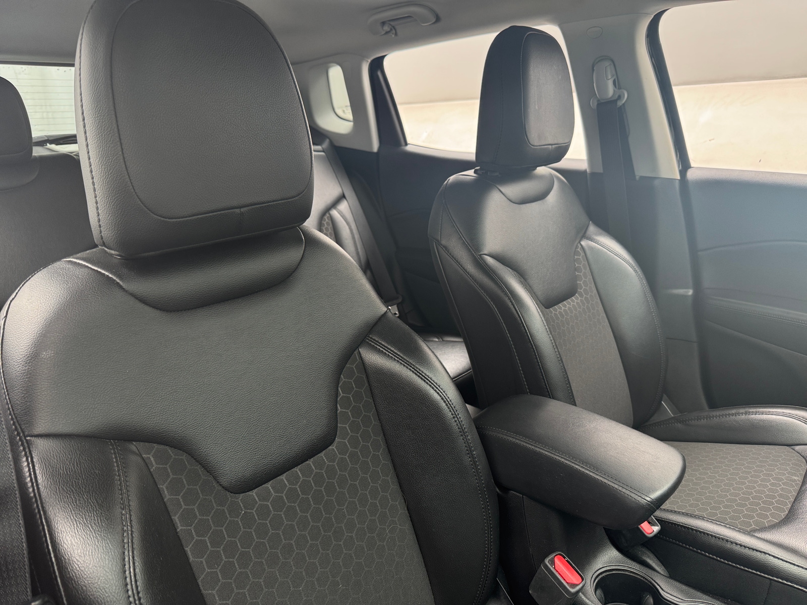 Thumbnail: 2018 Jeep Compass - 2