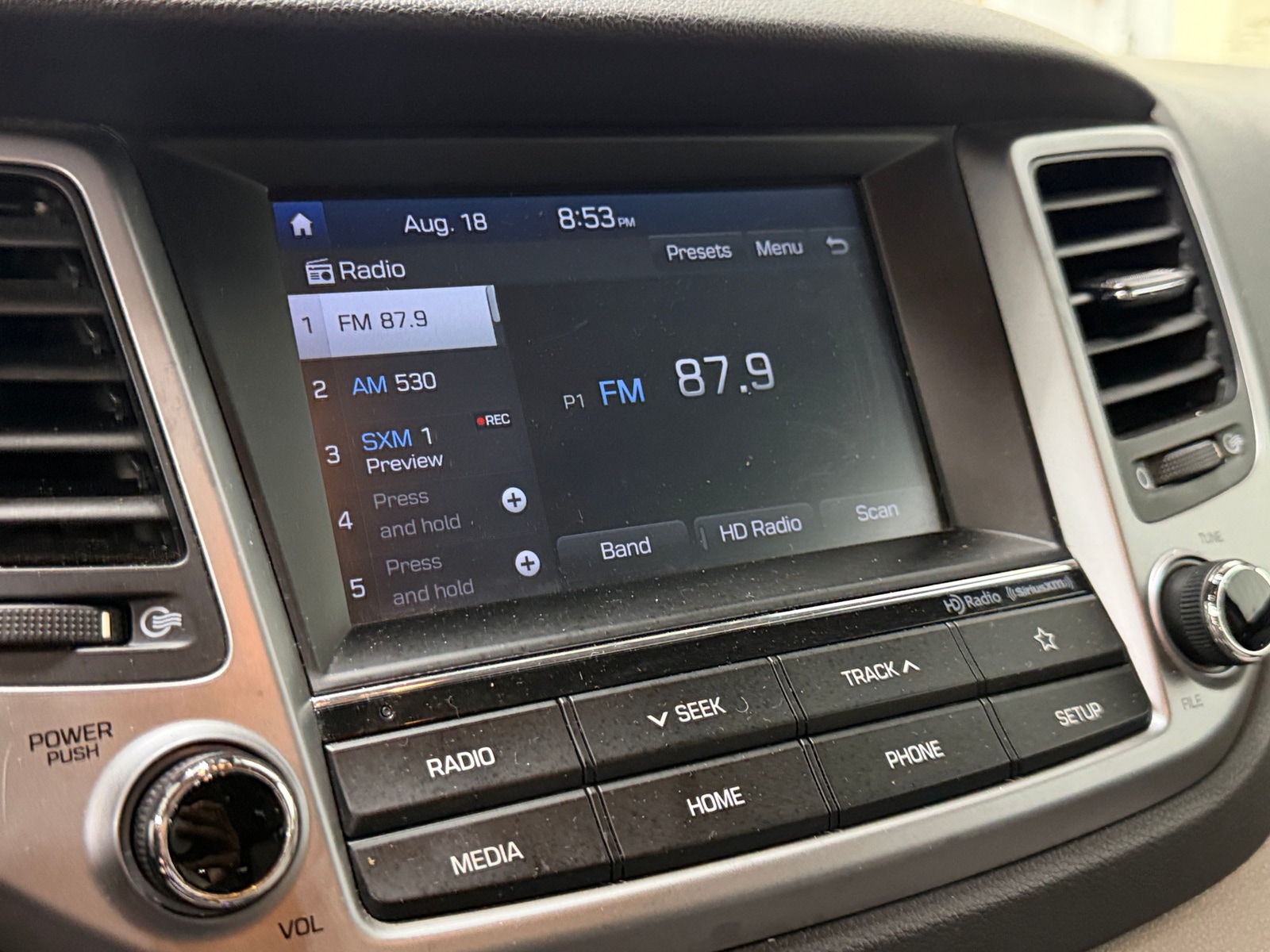 Thumbnail: 2018 Hyundai Tucson - 4
