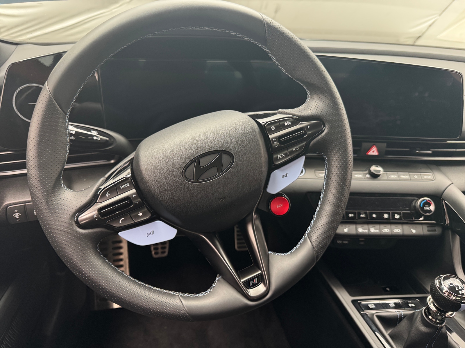 Thumbnail: 2025 Hyundai Elantra - 4