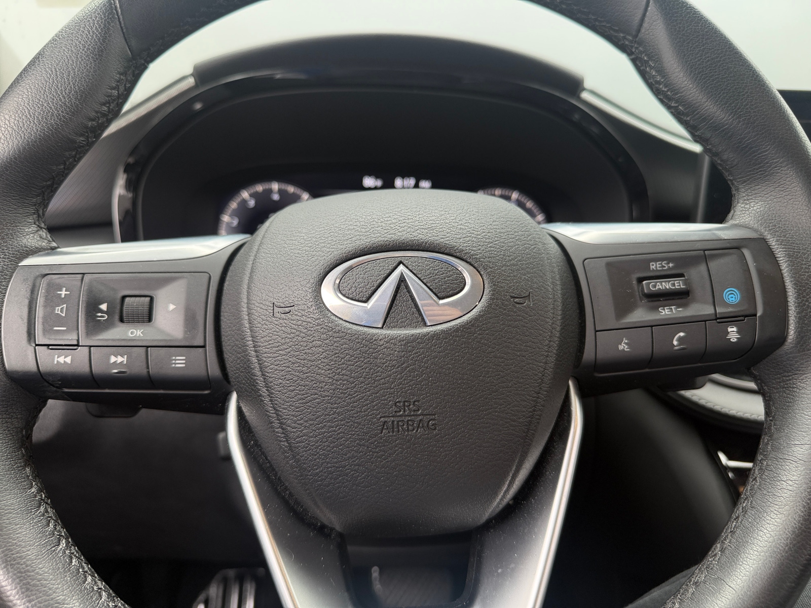 Thumbnail: 2022 INFINITI QX60 - 4