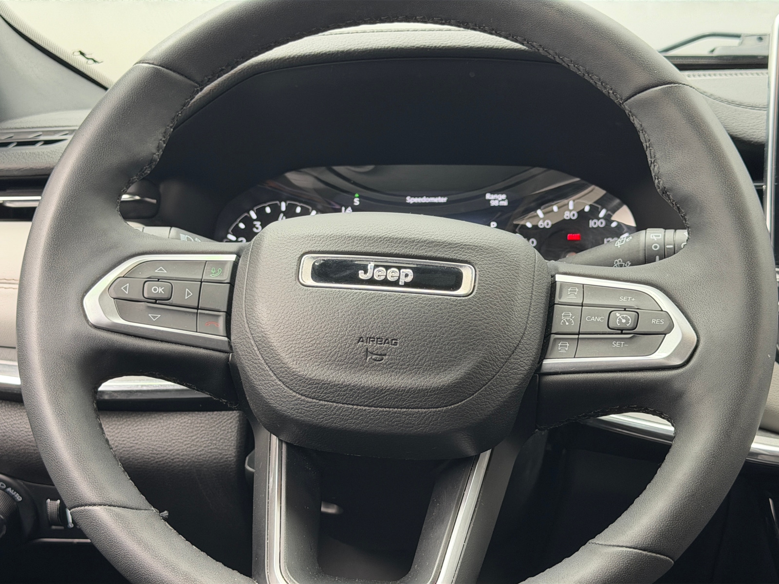 Thumbnail: 2023 Jeep Compass - 4