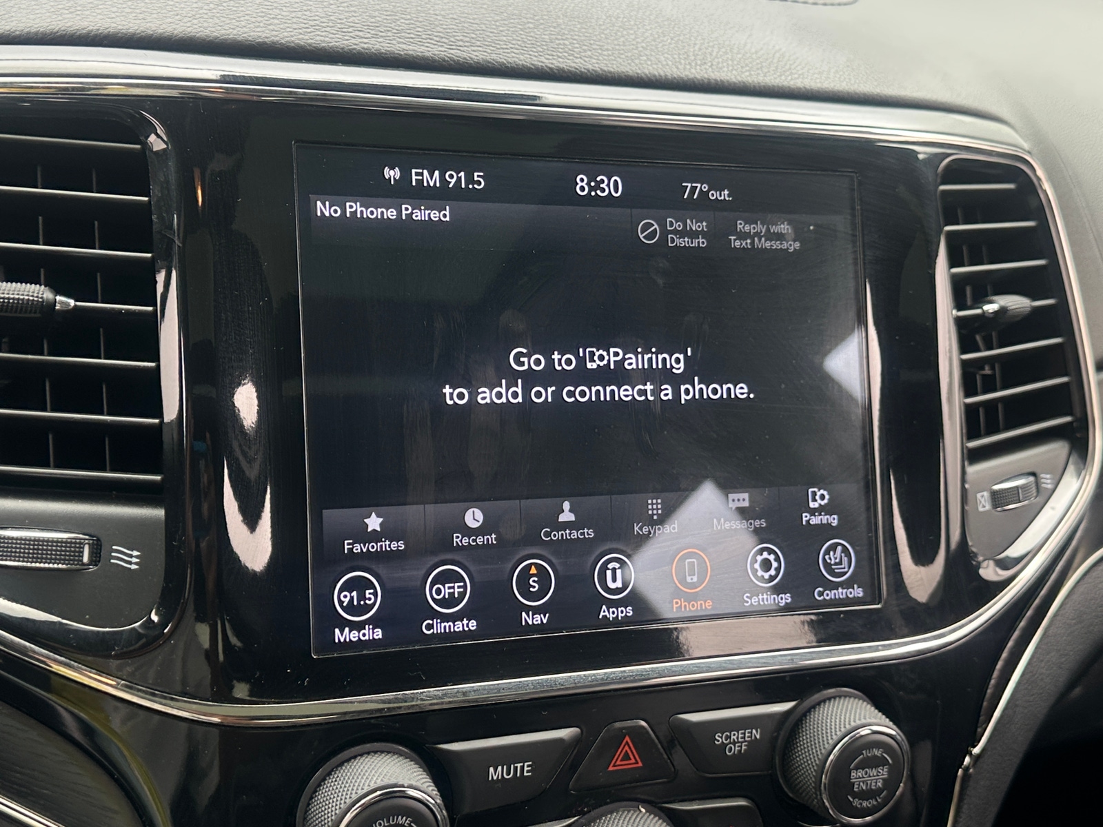 Thumbnail: 2020 Jeep Grand Cherokee - 3