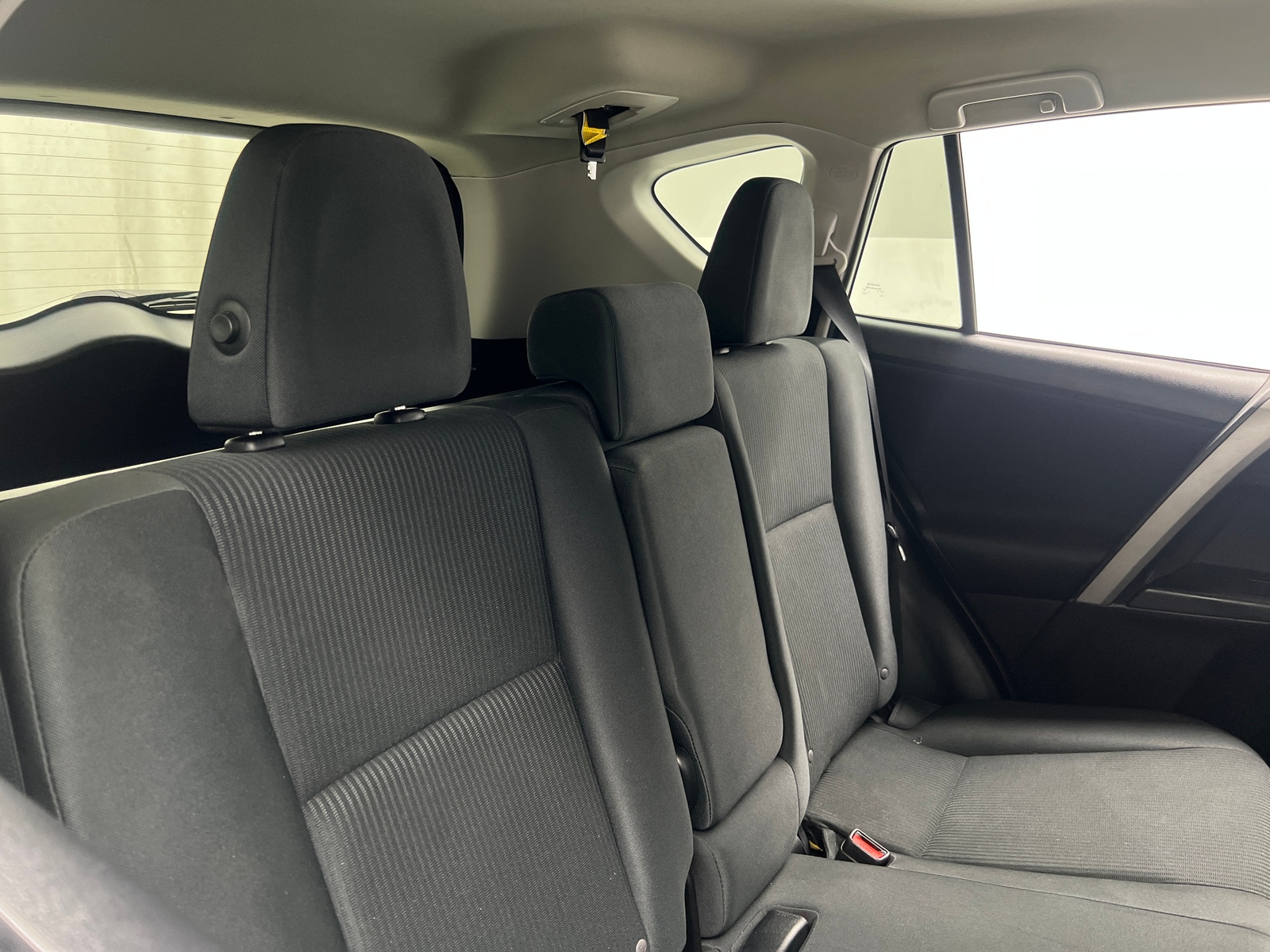 Thumbnail: 2016 Toyota RAV4 - 6