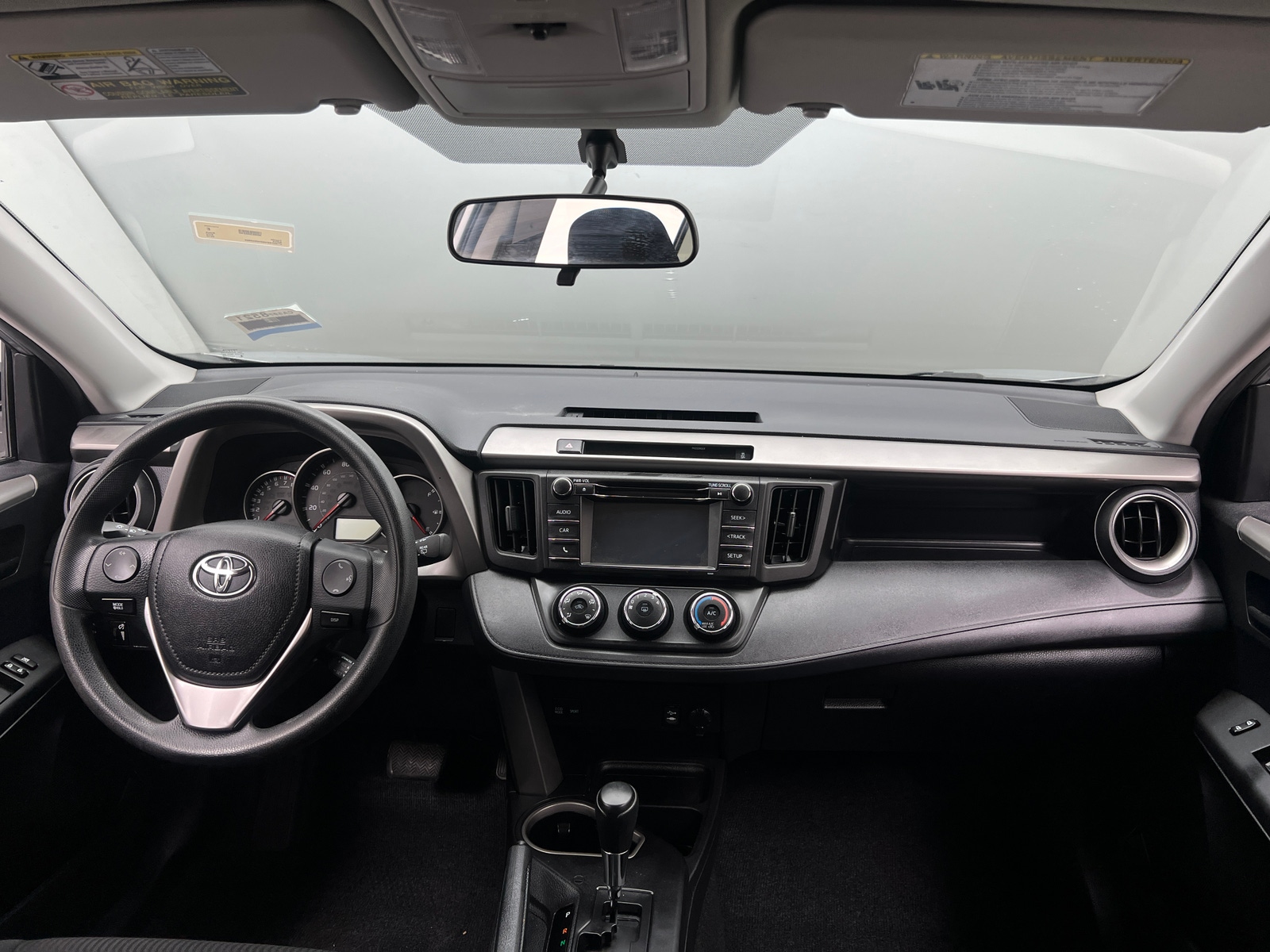 Thumbnail: 2016 Toyota RAV4 - 3