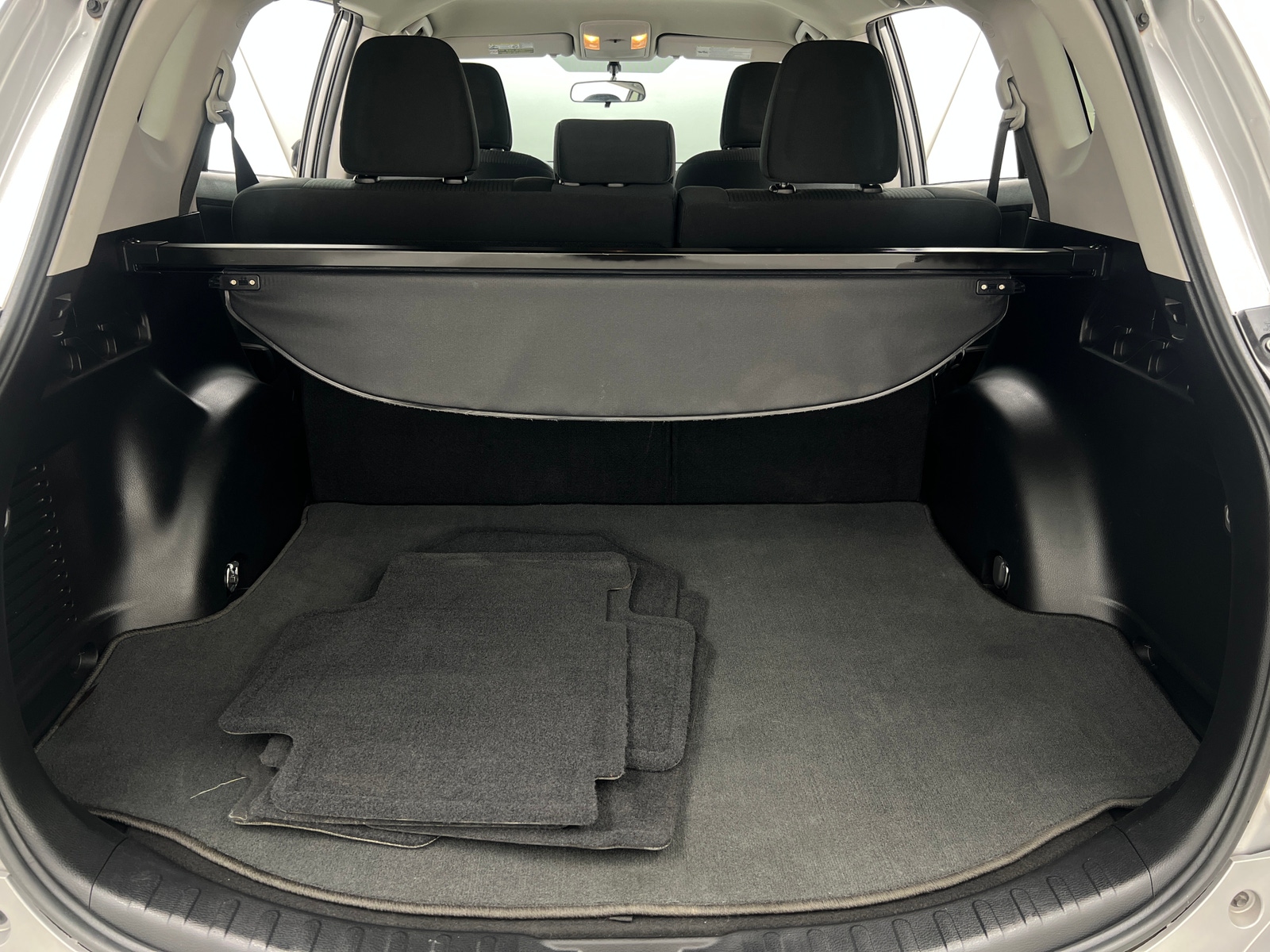 Thumbnail: 2016 Toyota RAV4 - 7