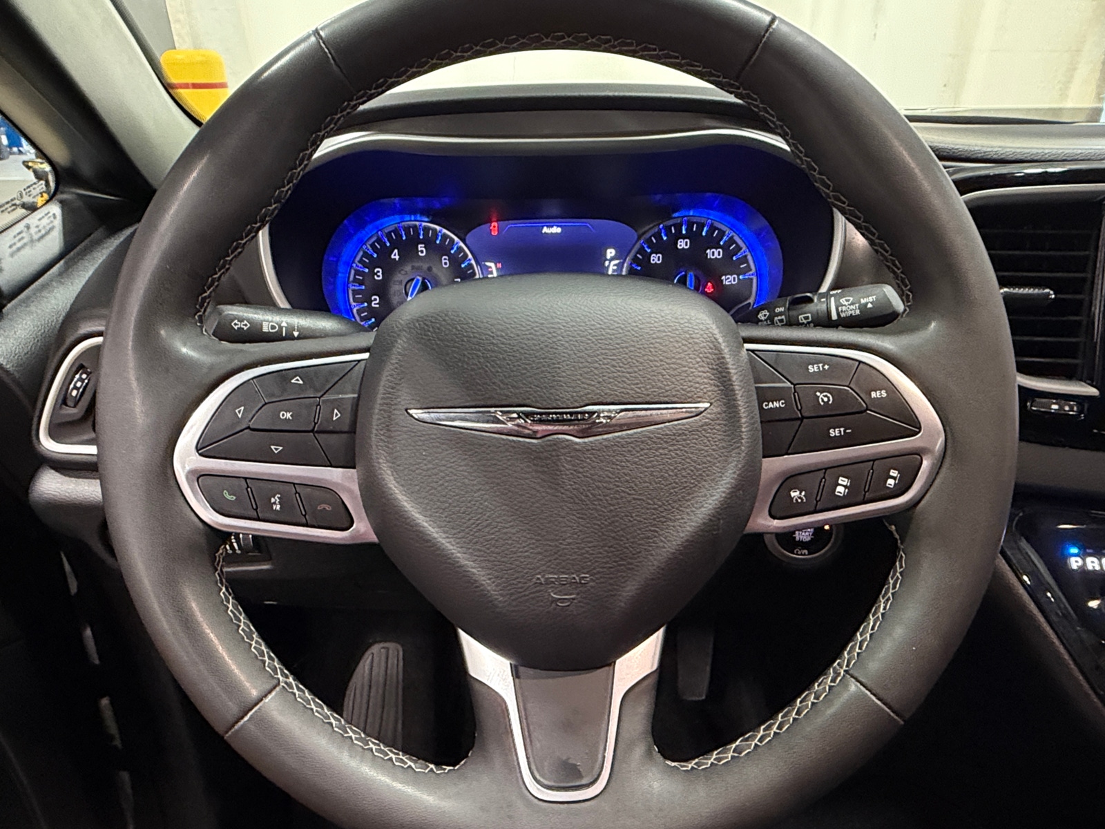 Thumbnail: 2025 Chrysler Pacifica - 4