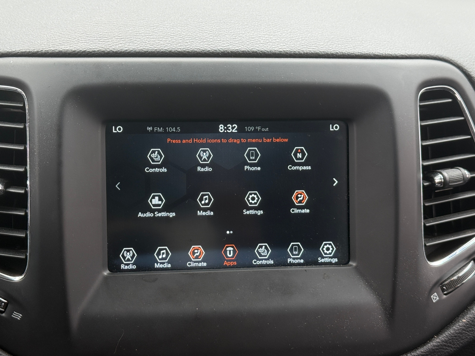 Thumbnail: 2019 Jeep Compass - 4