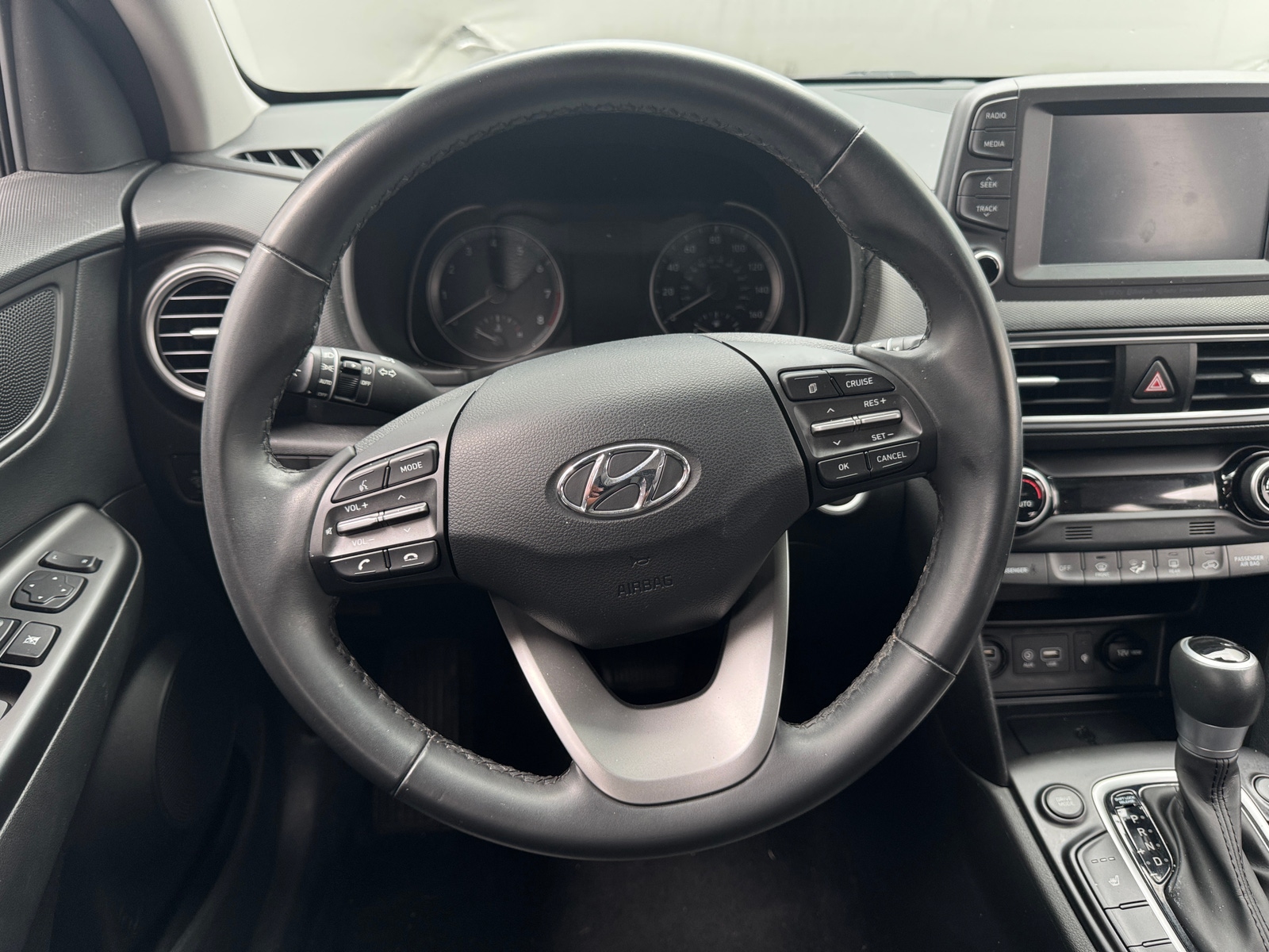 Thumbnail: 2021 Hyundai Kona - 4