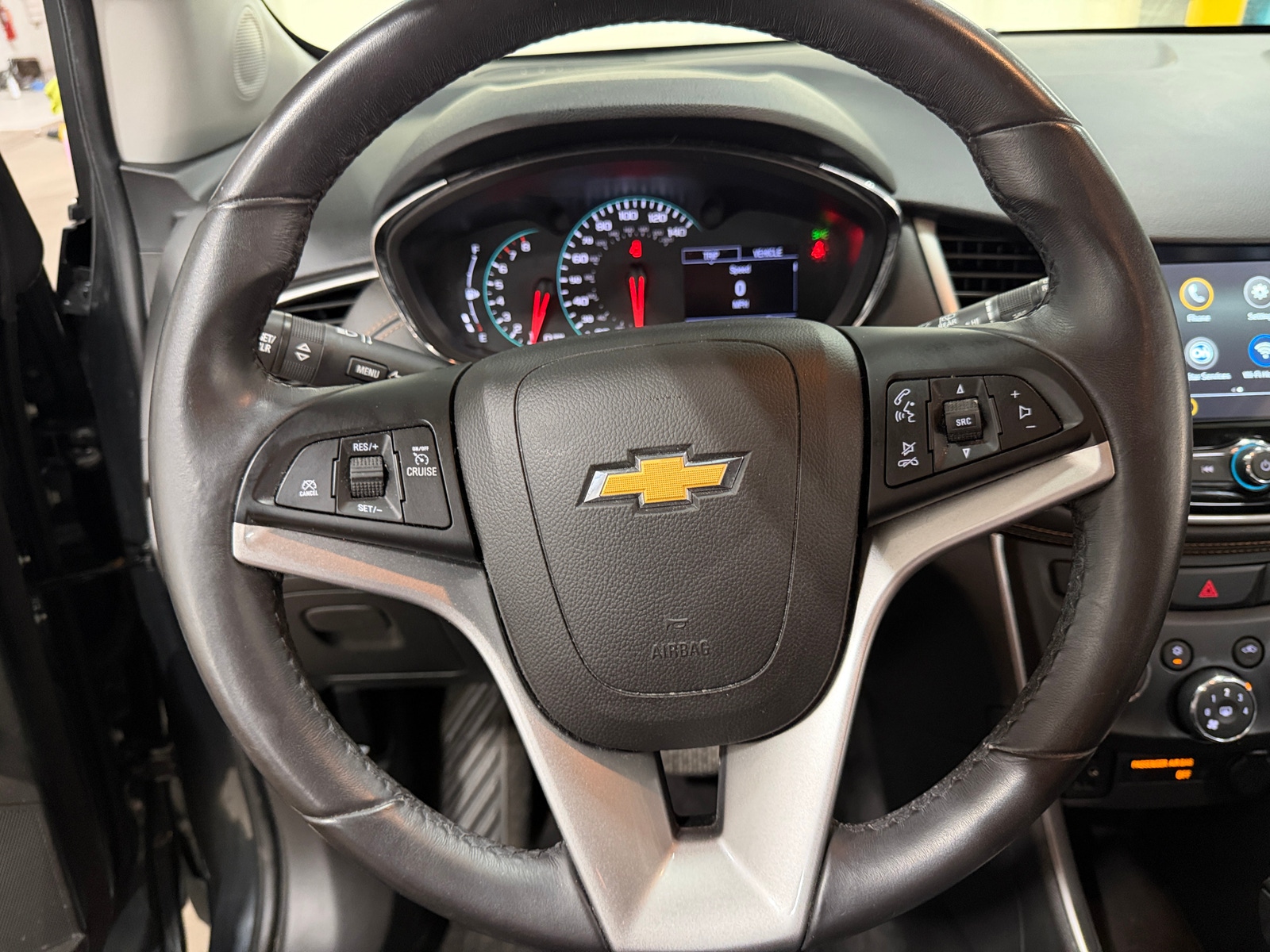 Thumbnail: 2018 Chevrolet Trax - 4