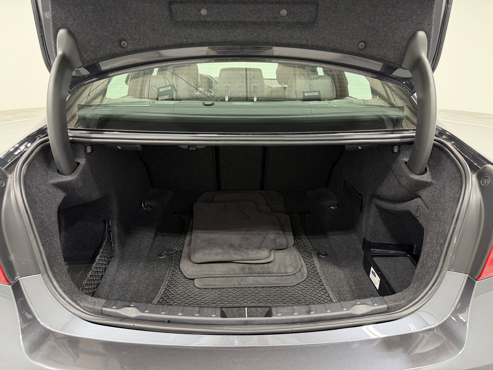 Thumbnail: 2014 BMW 3 Series - 7