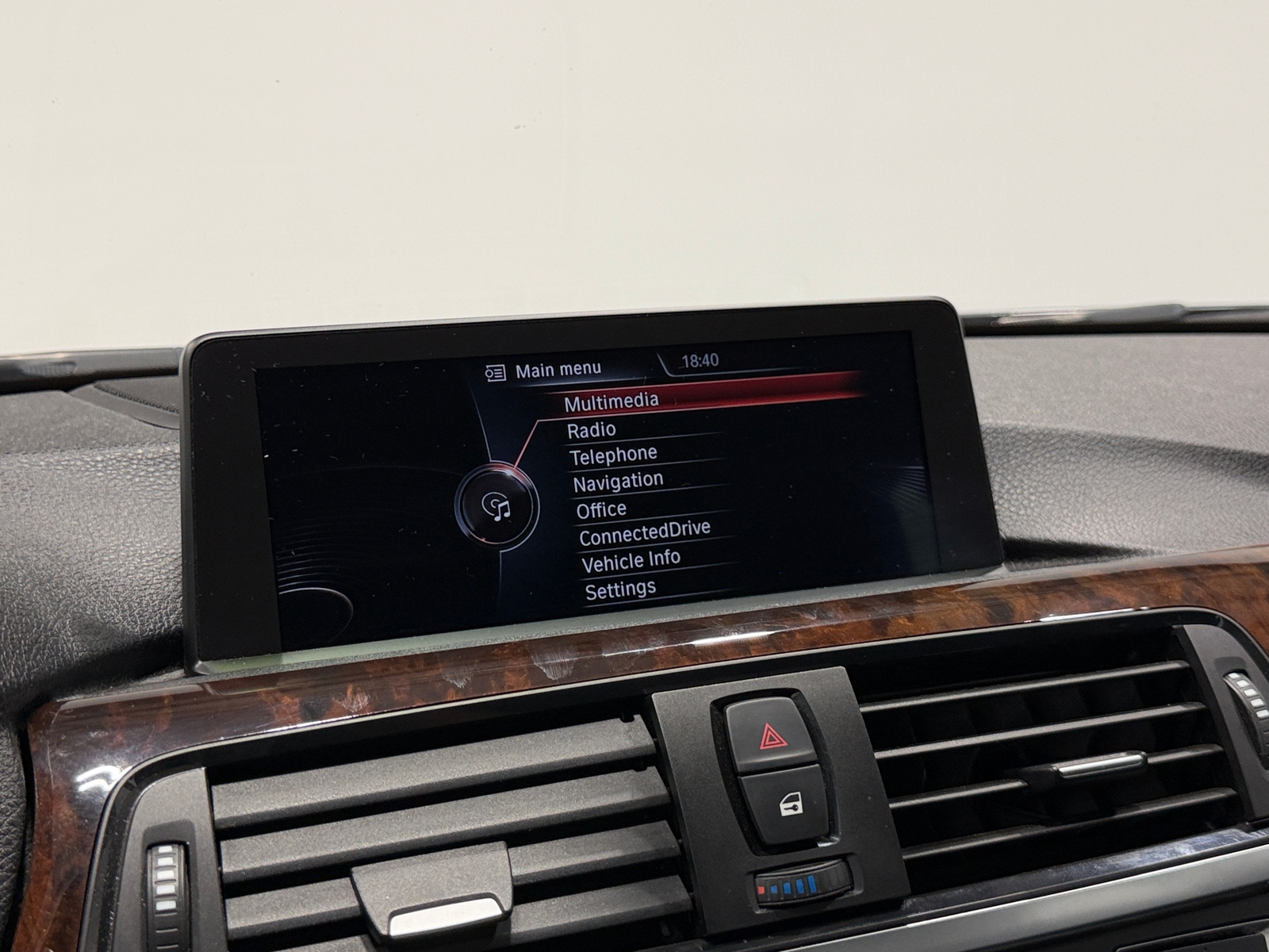 Thumbnail: 2014 BMW 3 Series - 4