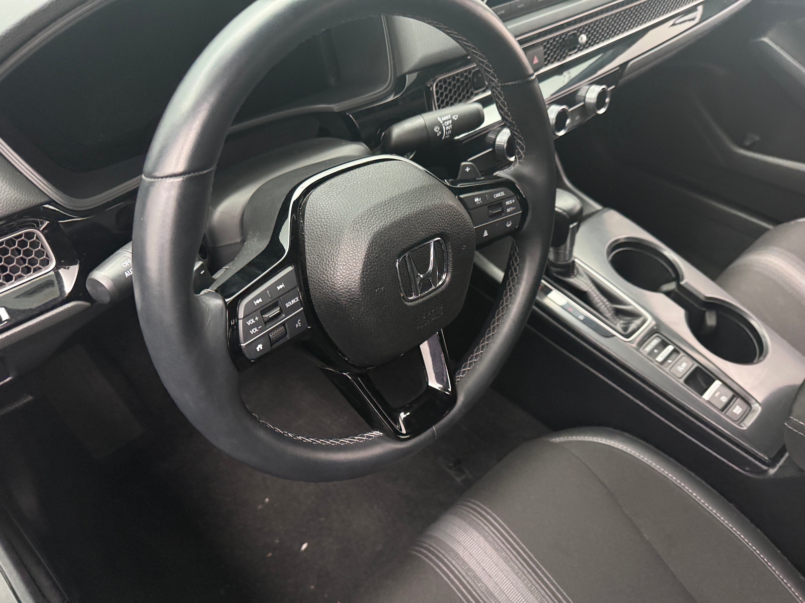 Thumbnail: 2023 Honda Civic - 5