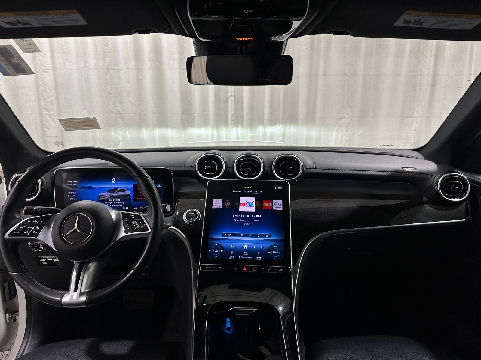 Thumbnail: 2024 Mercedes-Benz GLC - 2