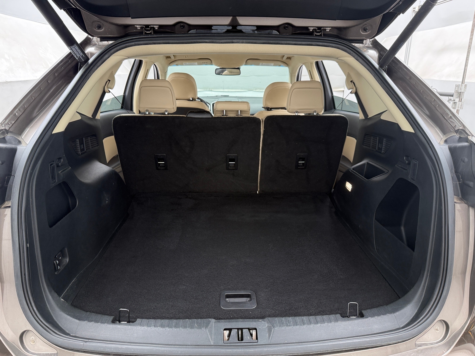 Thumbnail: 2019 Ford Edge - 6