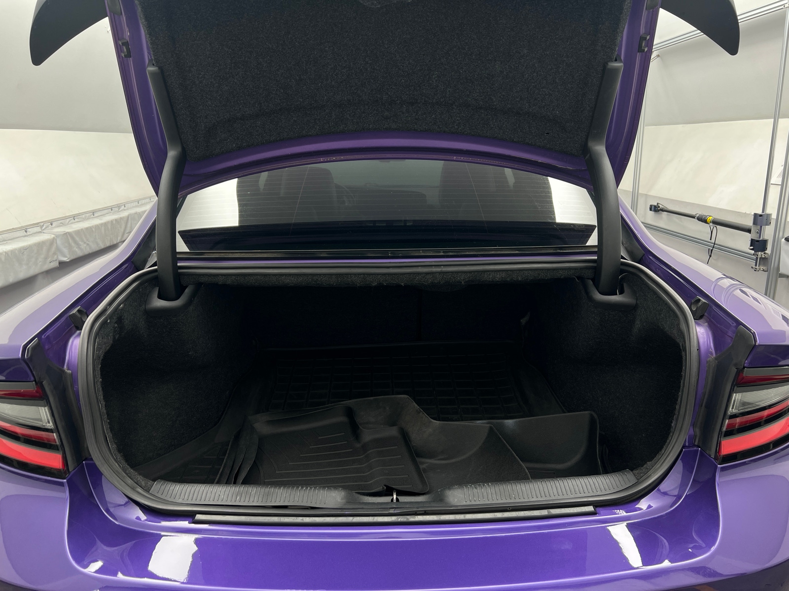 Thumbnail: 2019 Dodge Charger - 7