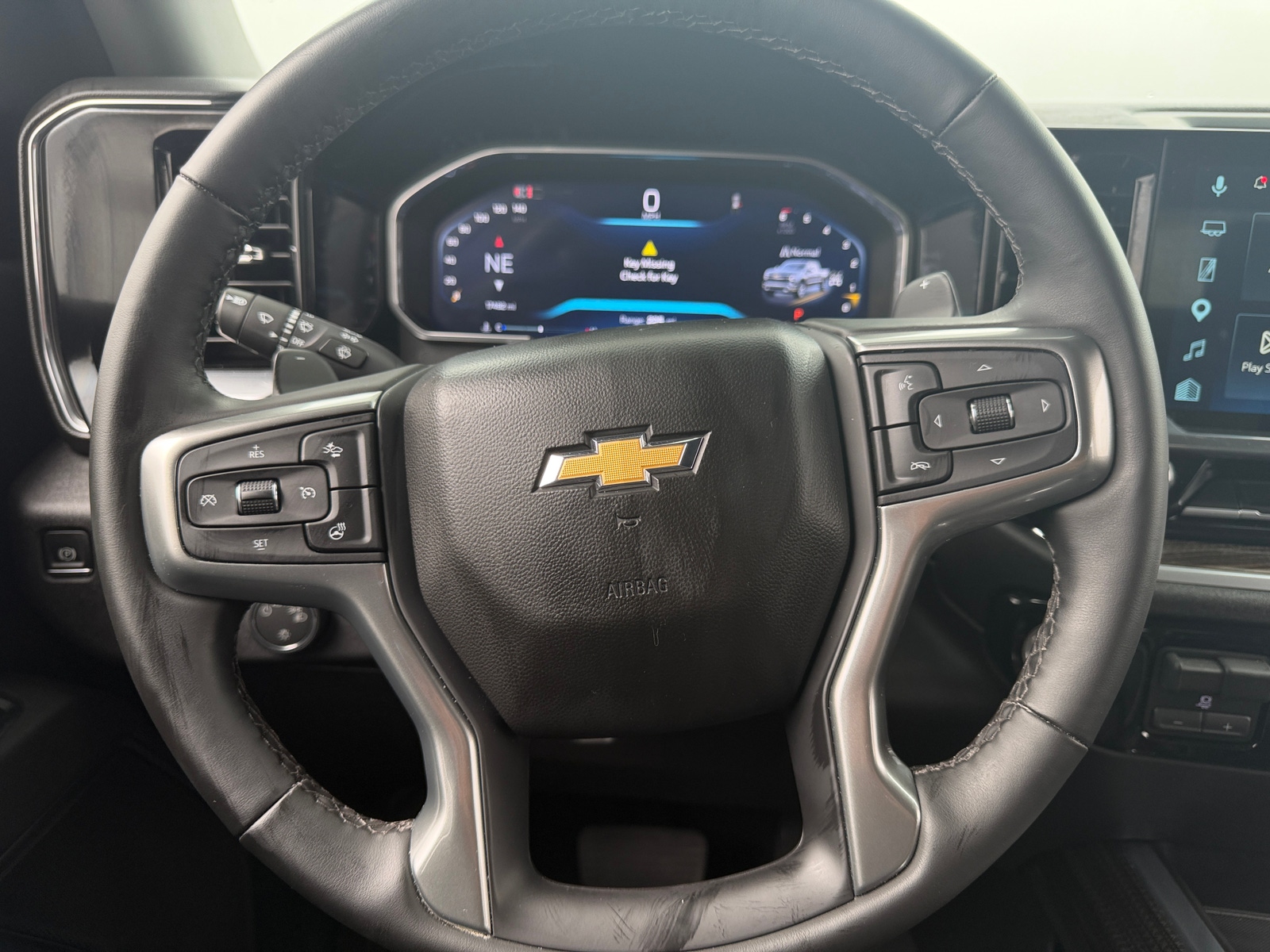 Thumbnail: 2026 Chevrolet Silverado 1500 - 5