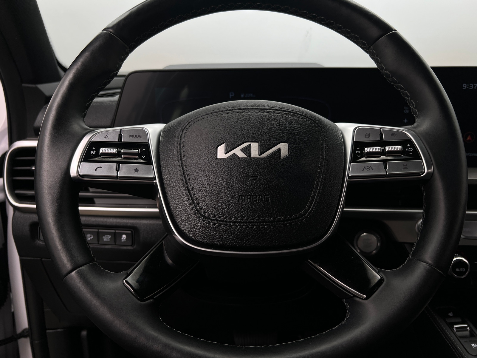 Thumbnail: 2024 Kia Telluride - 4