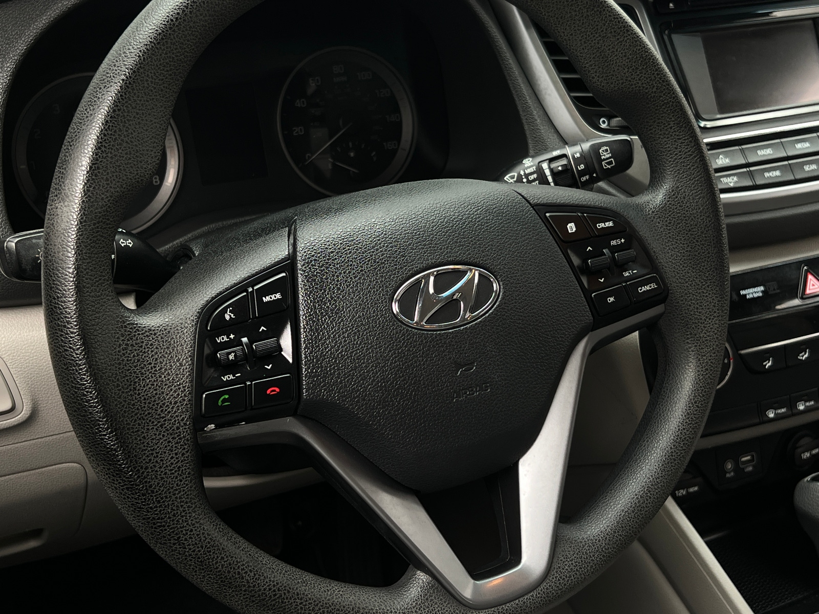 Thumbnail: 2016 Hyundai Tucson - 5