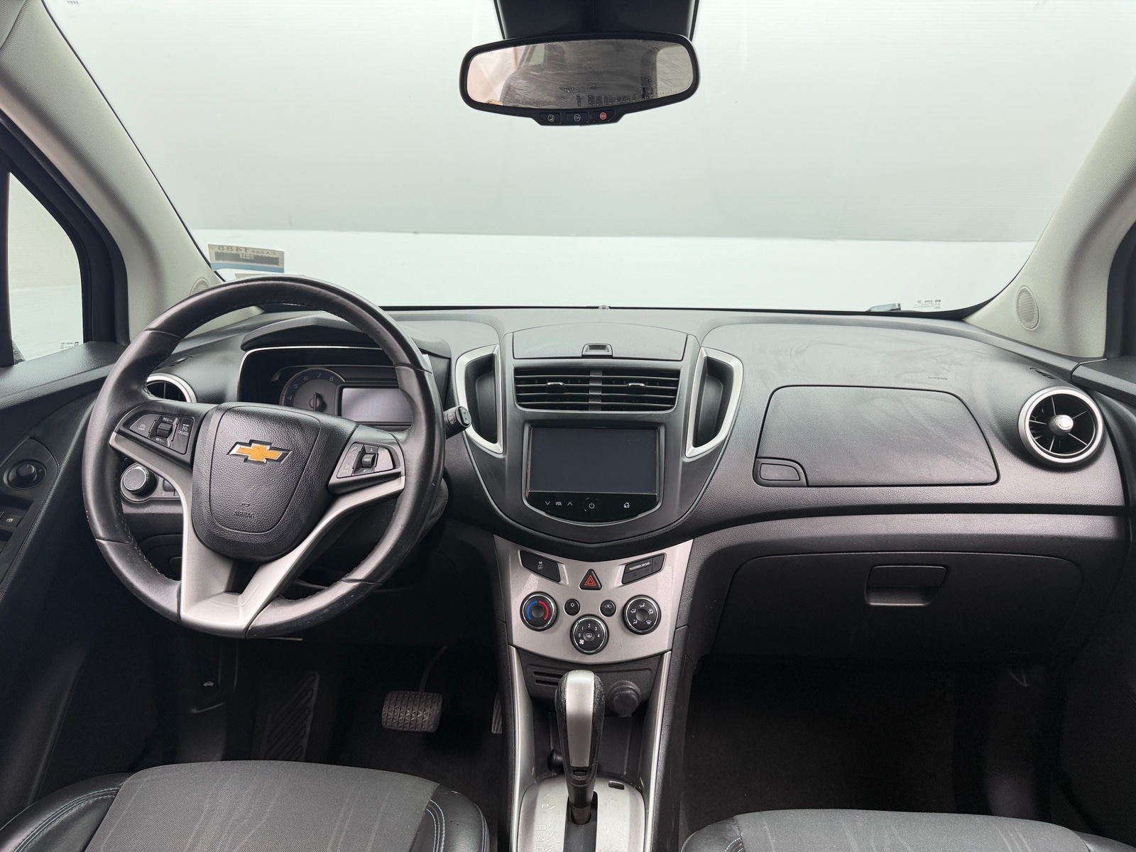 Thumbnail: 2015 Chevrolet Trax - 2