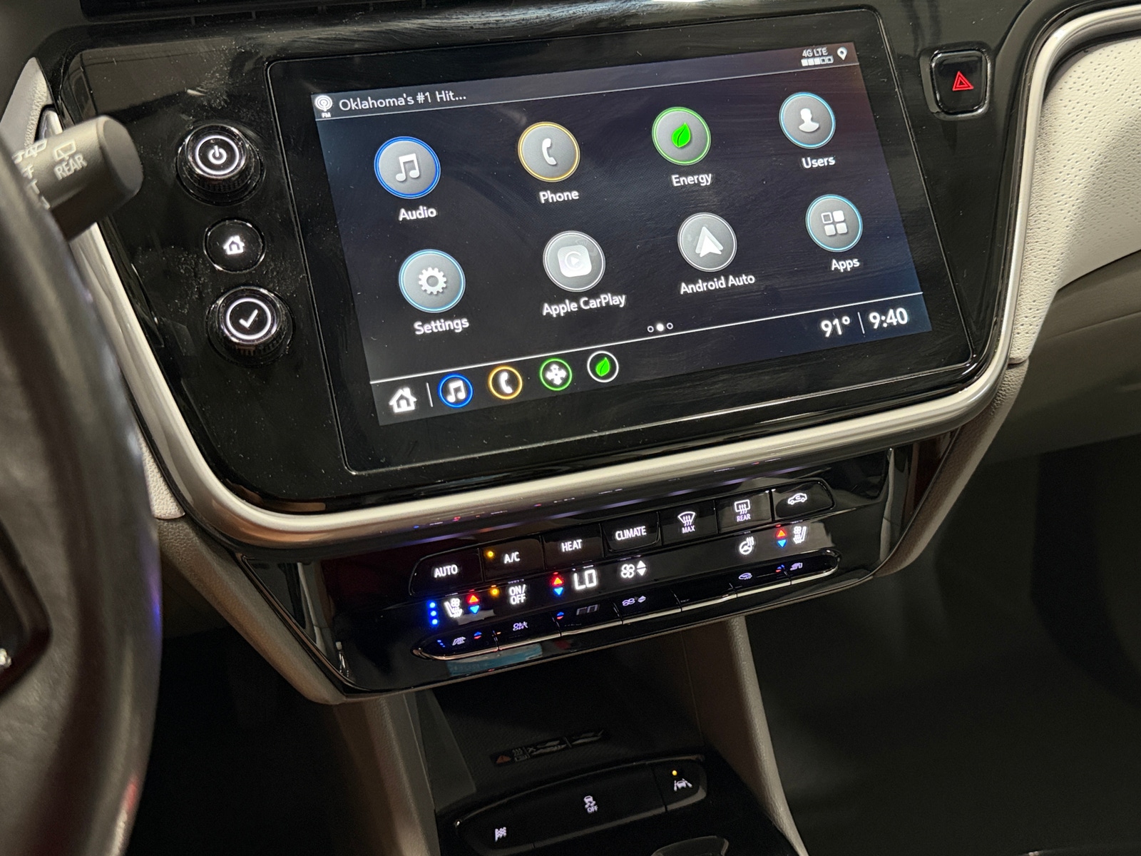 Thumbnail: 2023 Chevrolet Bolt EUV - 3