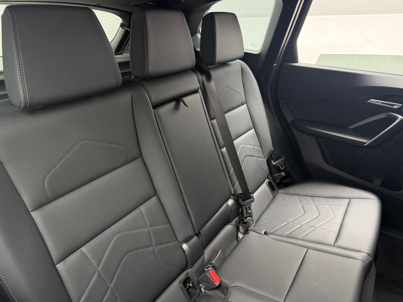 Thumbnail: 2026 BMW X1 - 5
