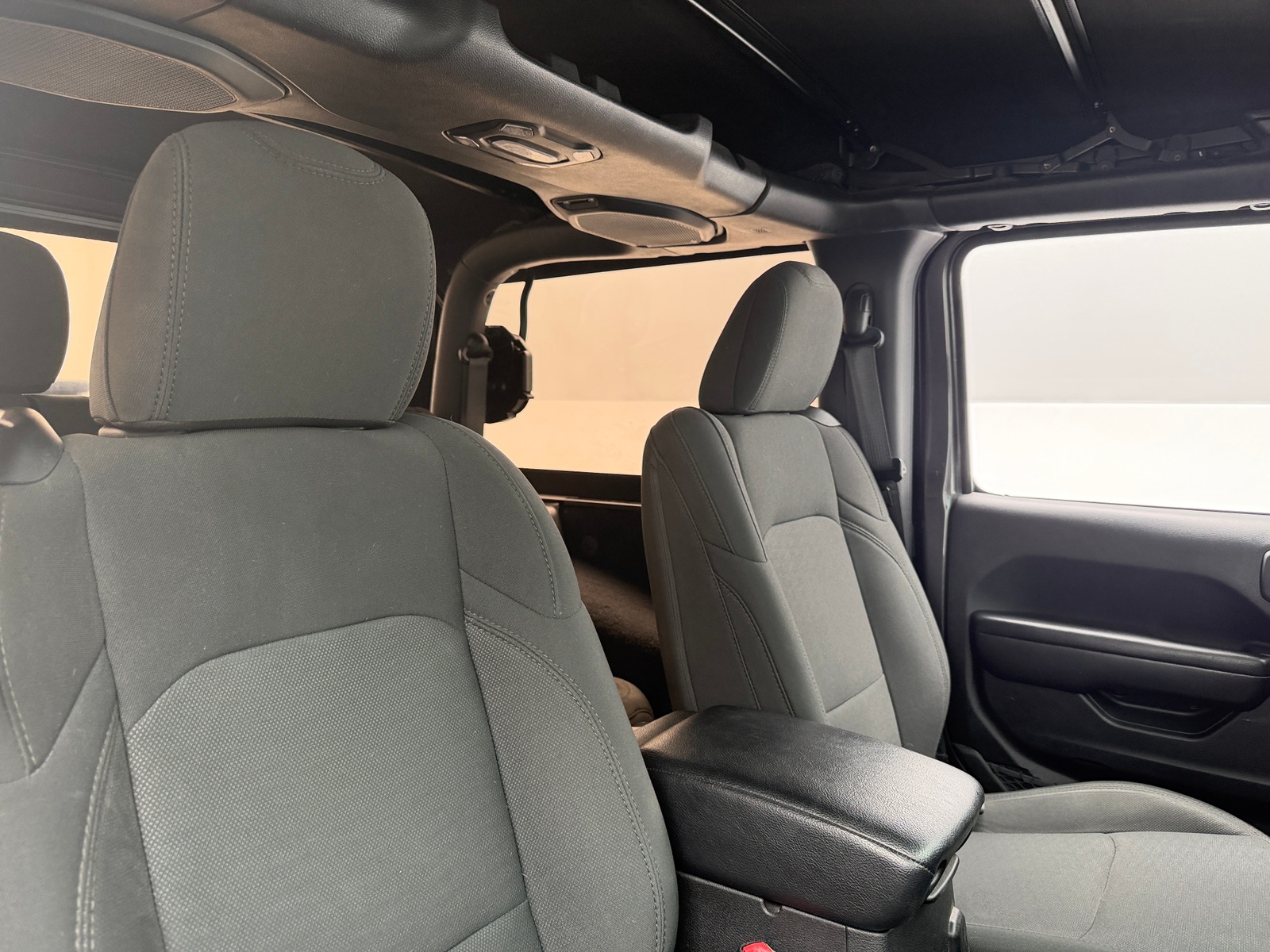 Thumbnail: 2020 Jeep Wrangler - 2