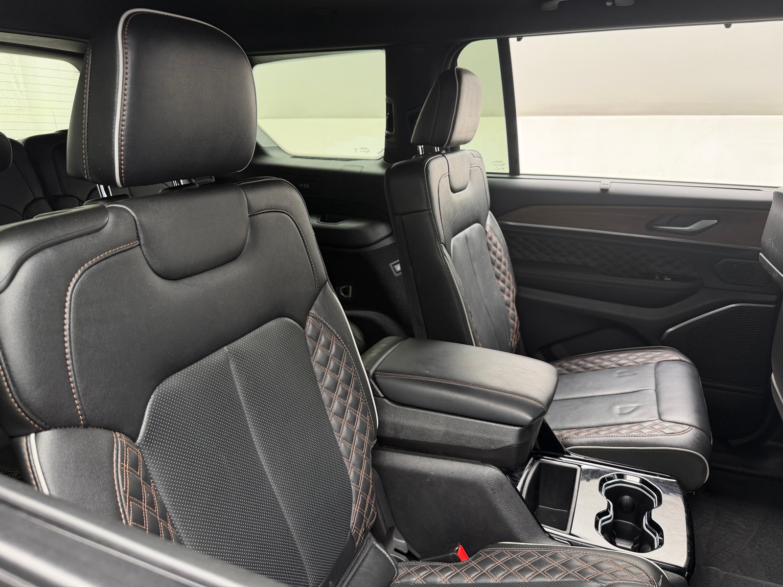 Thumbnail: 2023 Jeep Grand Cherokee L - 5