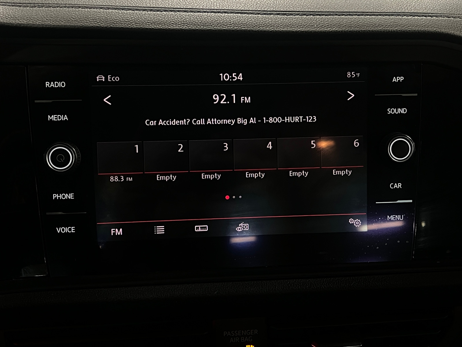 Thumbnail: 2019 Volkswagen Jetta - 3