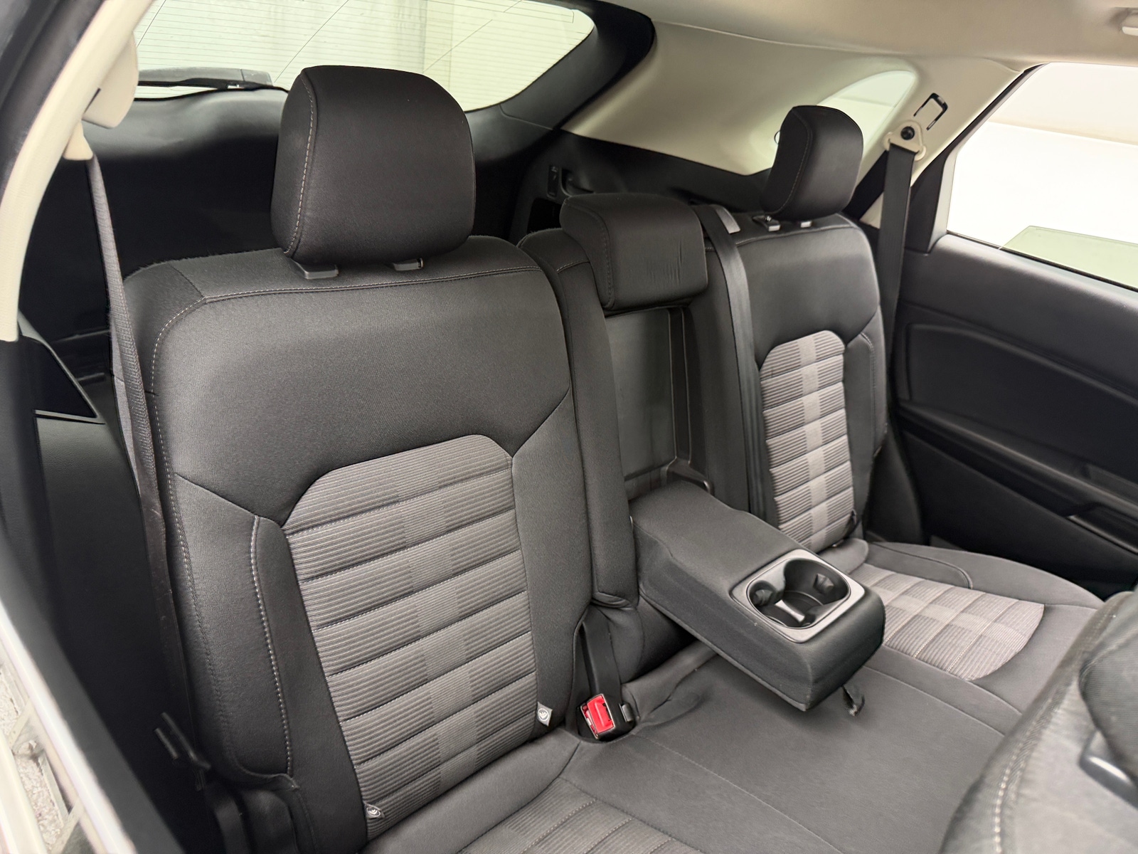 Thumbnail: 2021 Ford Edge - 5