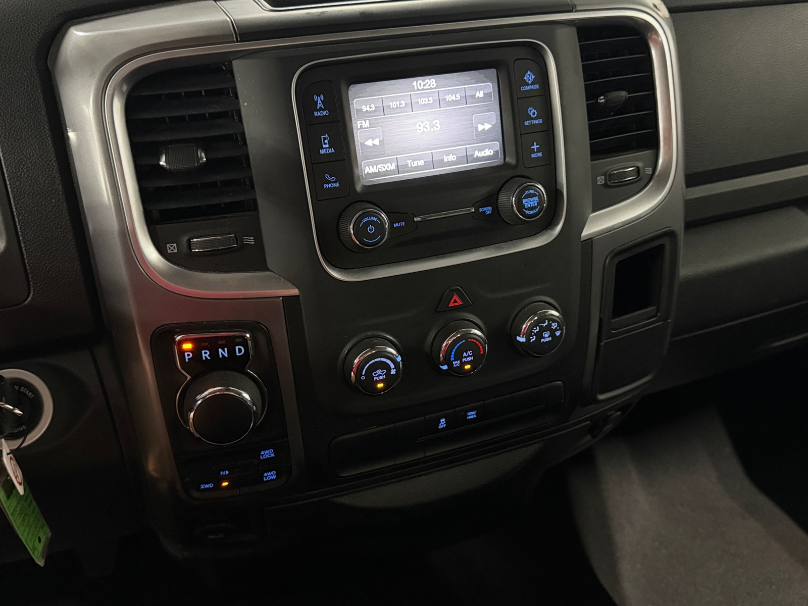 Thumbnail: 2024 RAM 1500 Classic - 4